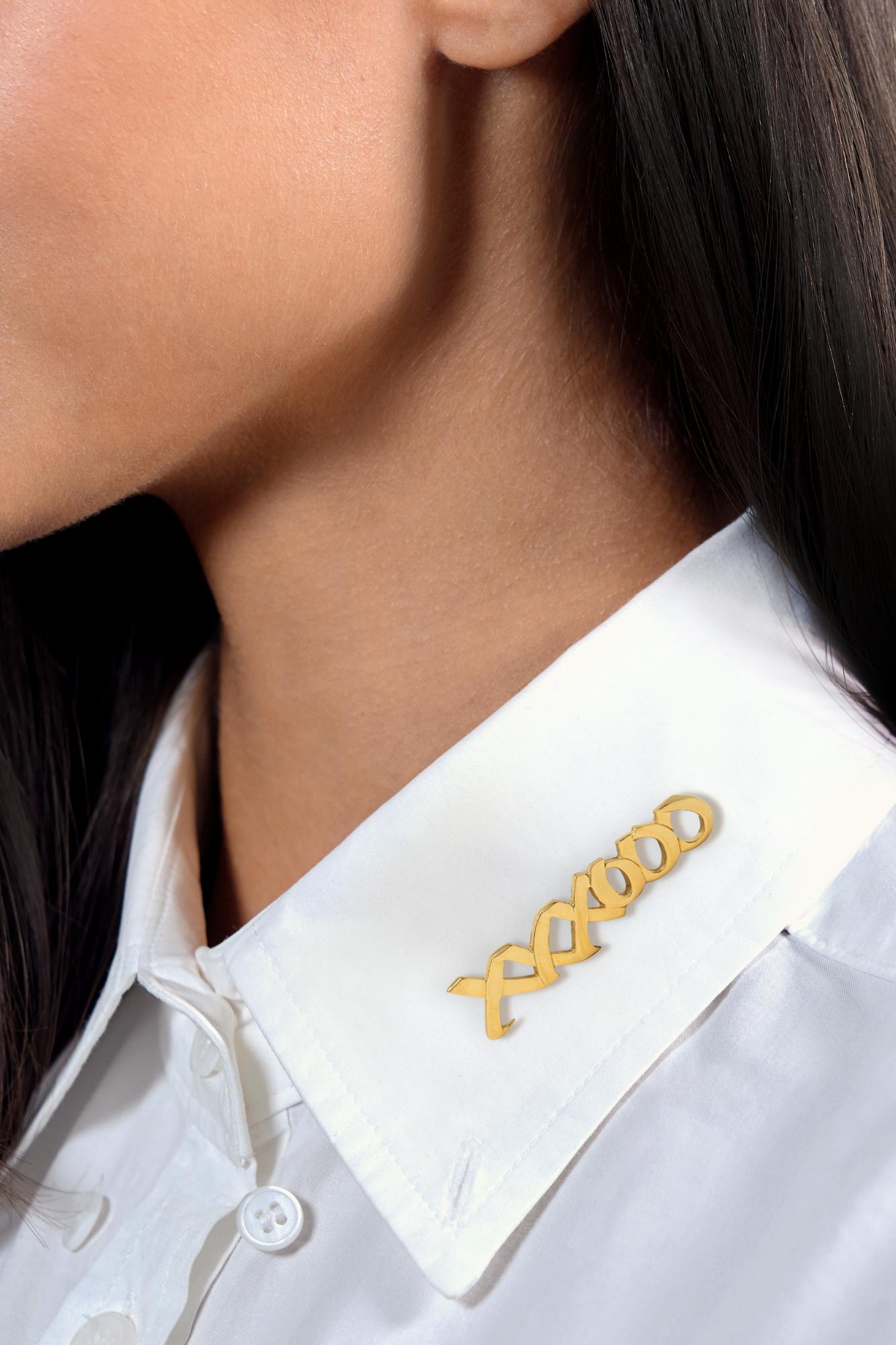 Tiffany & Co. Paloma Picasso 1983 18 Karat Yellow Gold XO Vintage Brooch