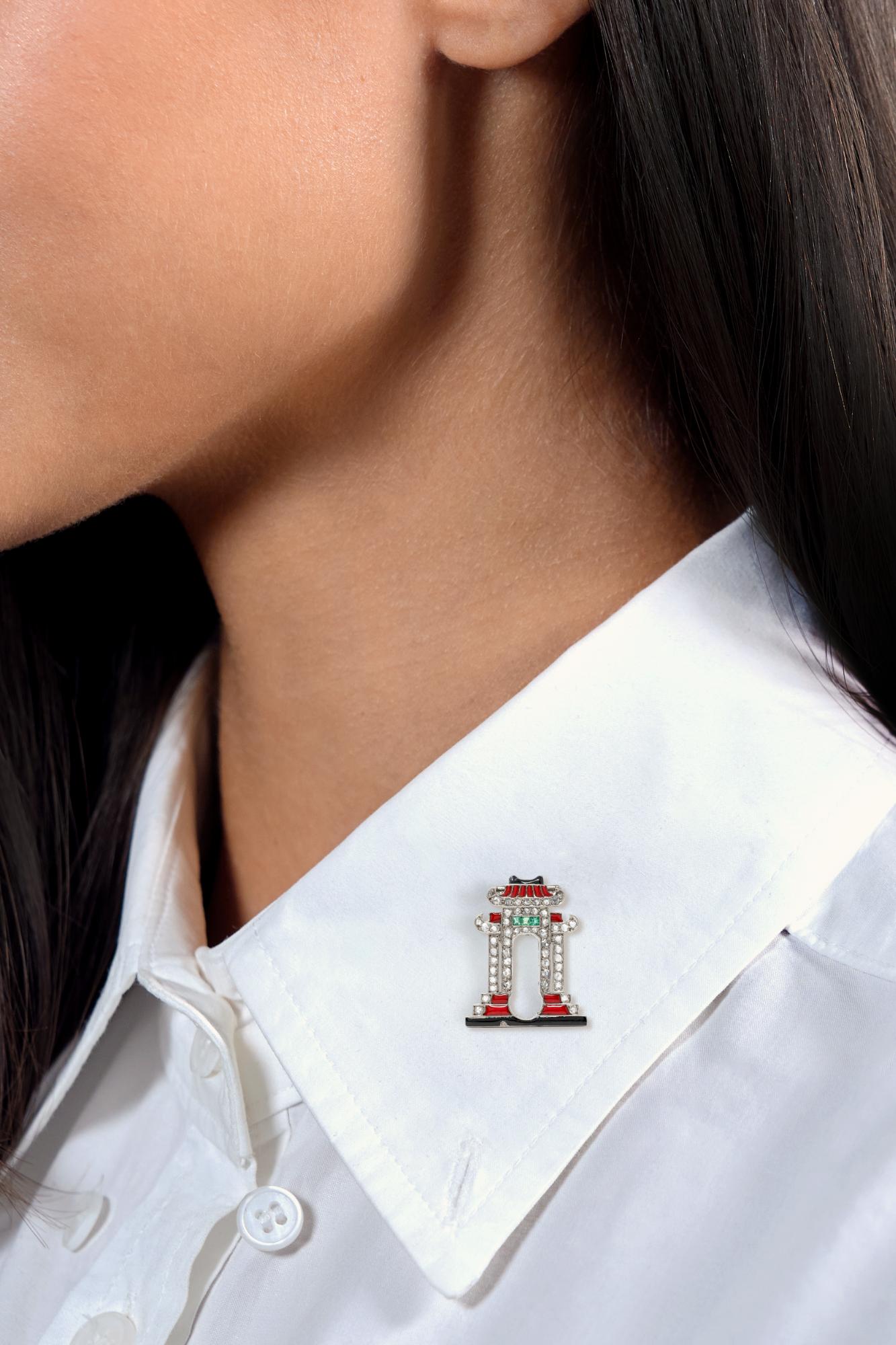 Ghiso Paris Art Deco Diamond Emerald Enamel Platinum Pagoda Antique Brooch