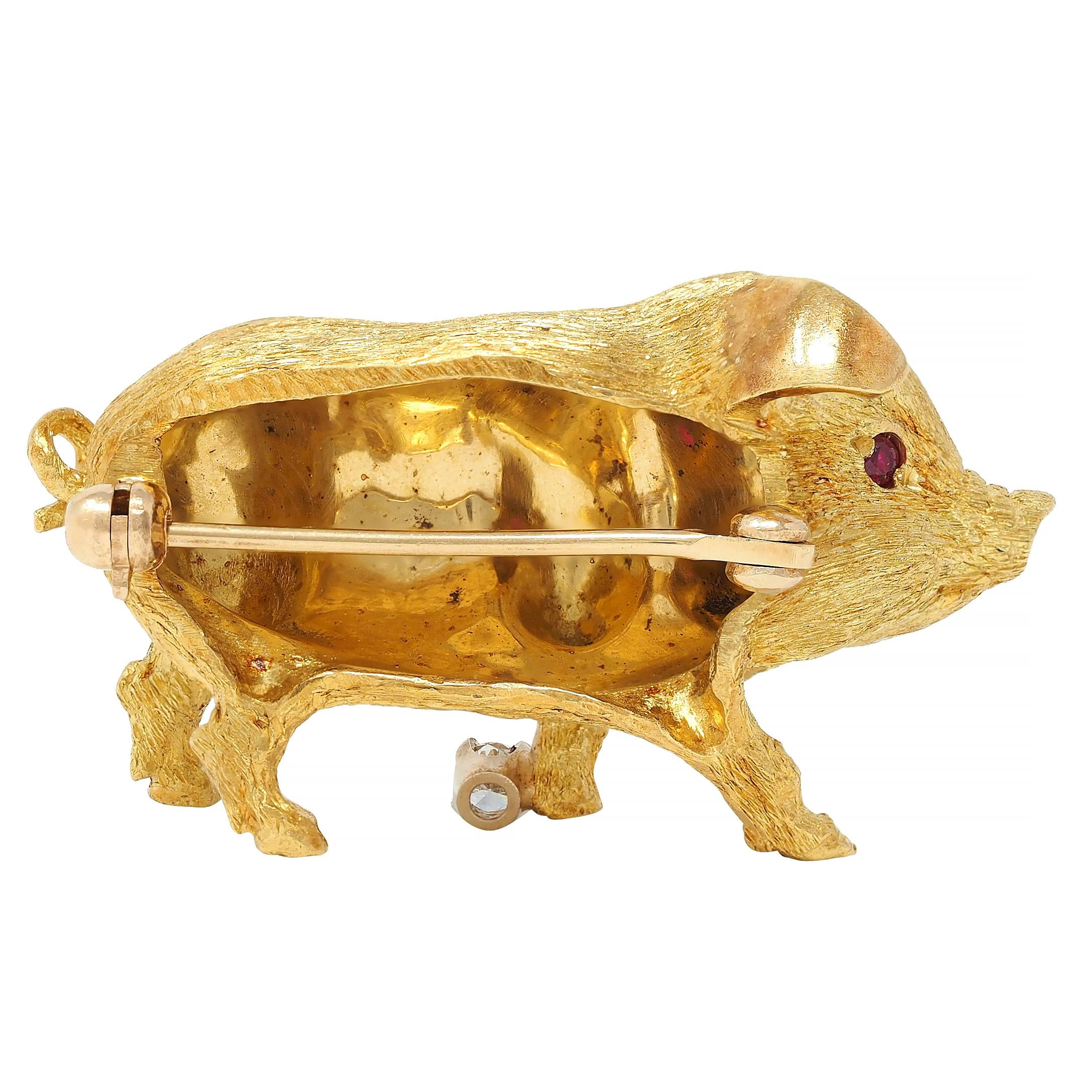George Lederman 1960's Ruby Diamond 18 Karat Two-Tone Gold Vintage Pig Brooch