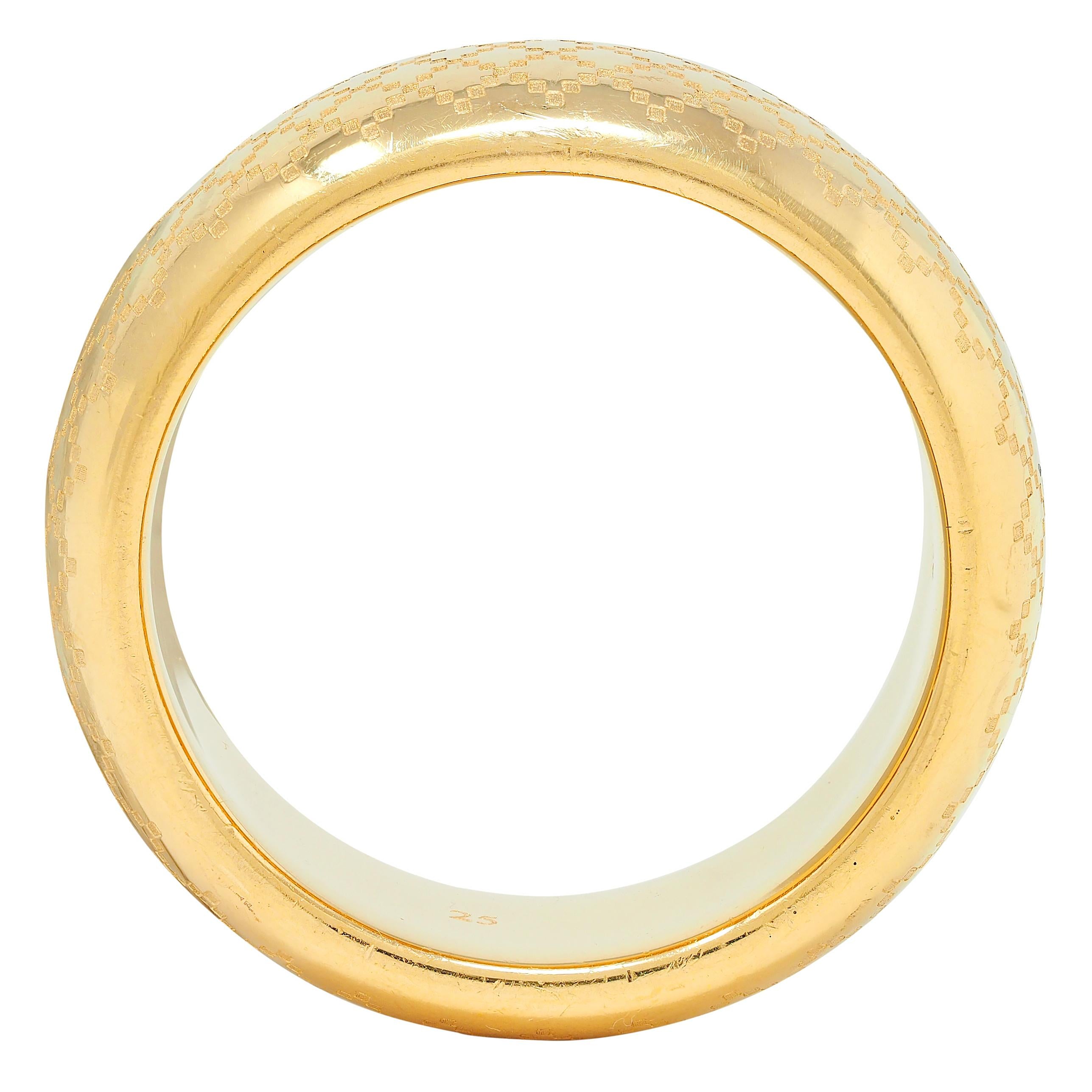 Gucci Contemporary 18 Karat Yellow Gold Diamantissima Wide Band Ring