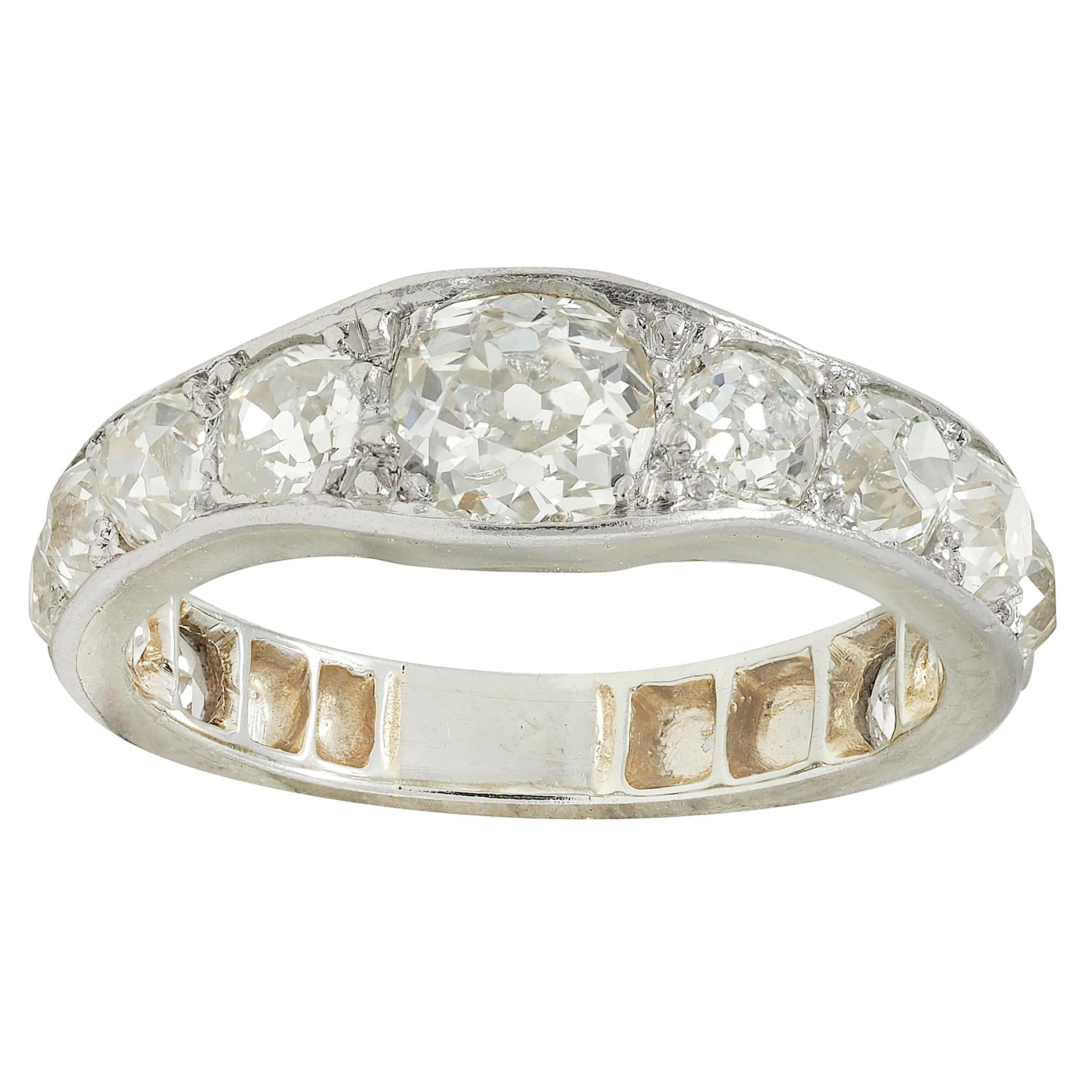 Art Deco 2.50 CTW Old Mine Cut Diamond Platinum 18 Karat Gold Vintage Band Ring