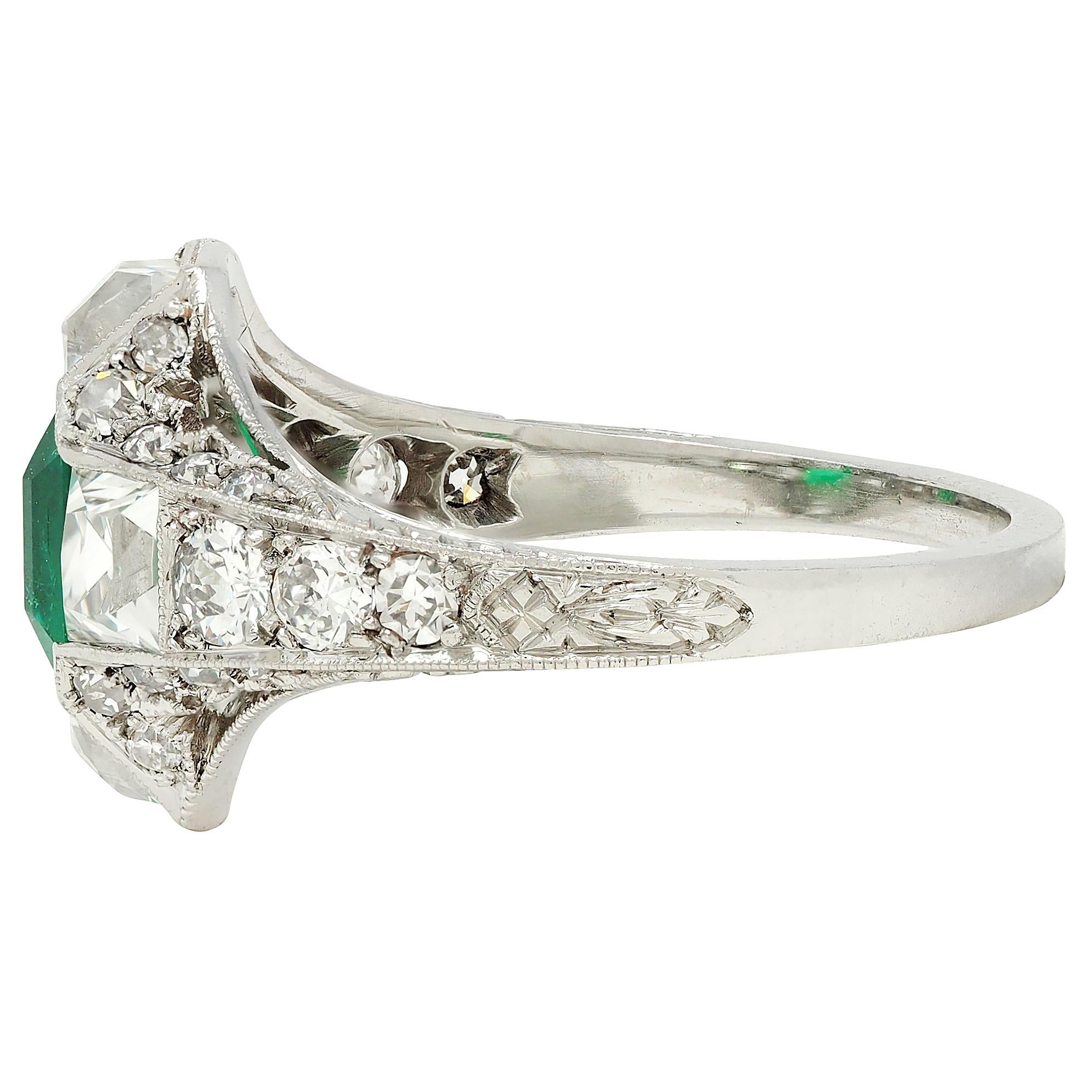 Tiffany & Co. Art Deco Emerald French Diamond Platinum Antique Quatrefoil Ring