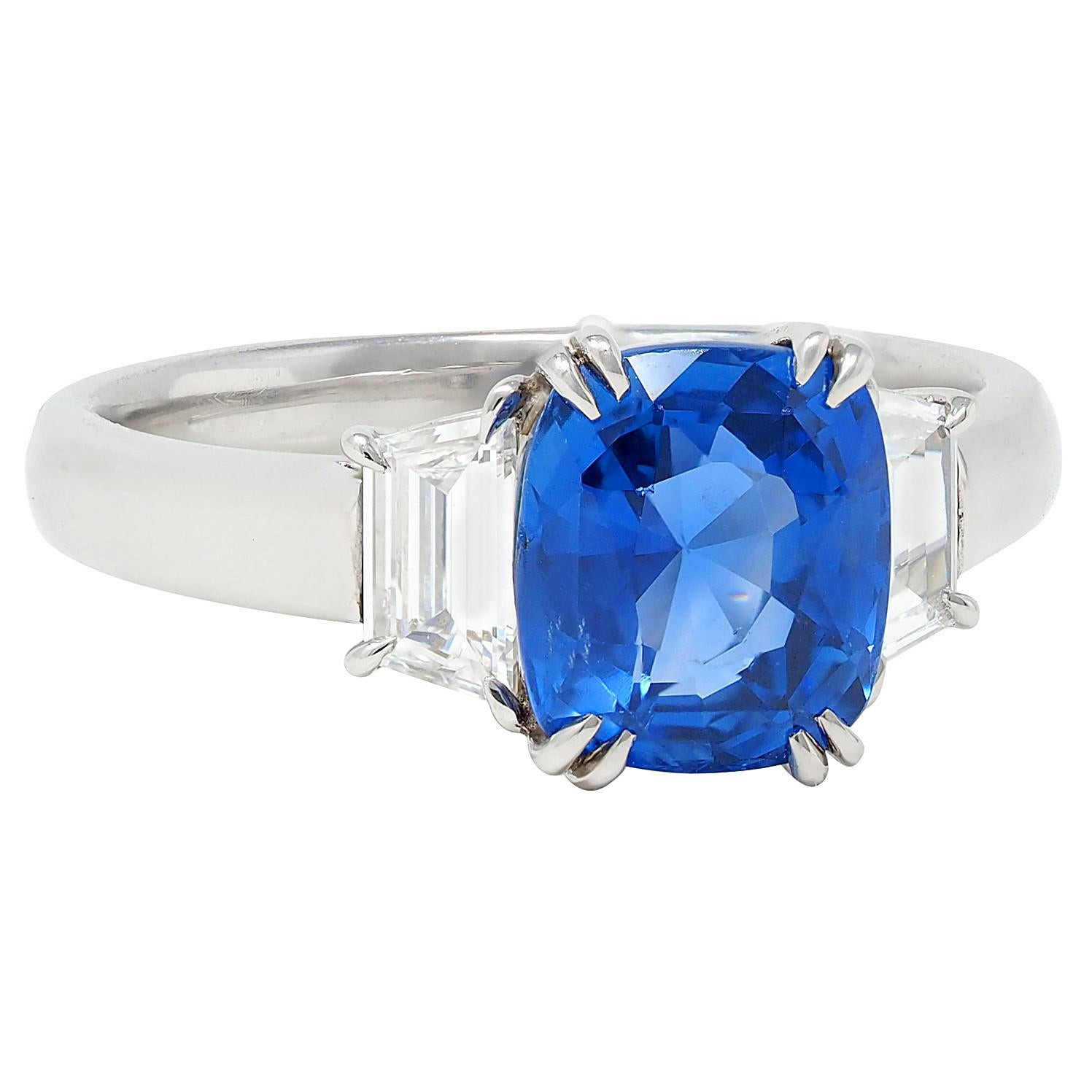 Contemporary 3.26 CTW No Heat Ceylon Sapphire Diamond Platinum Ring GIA