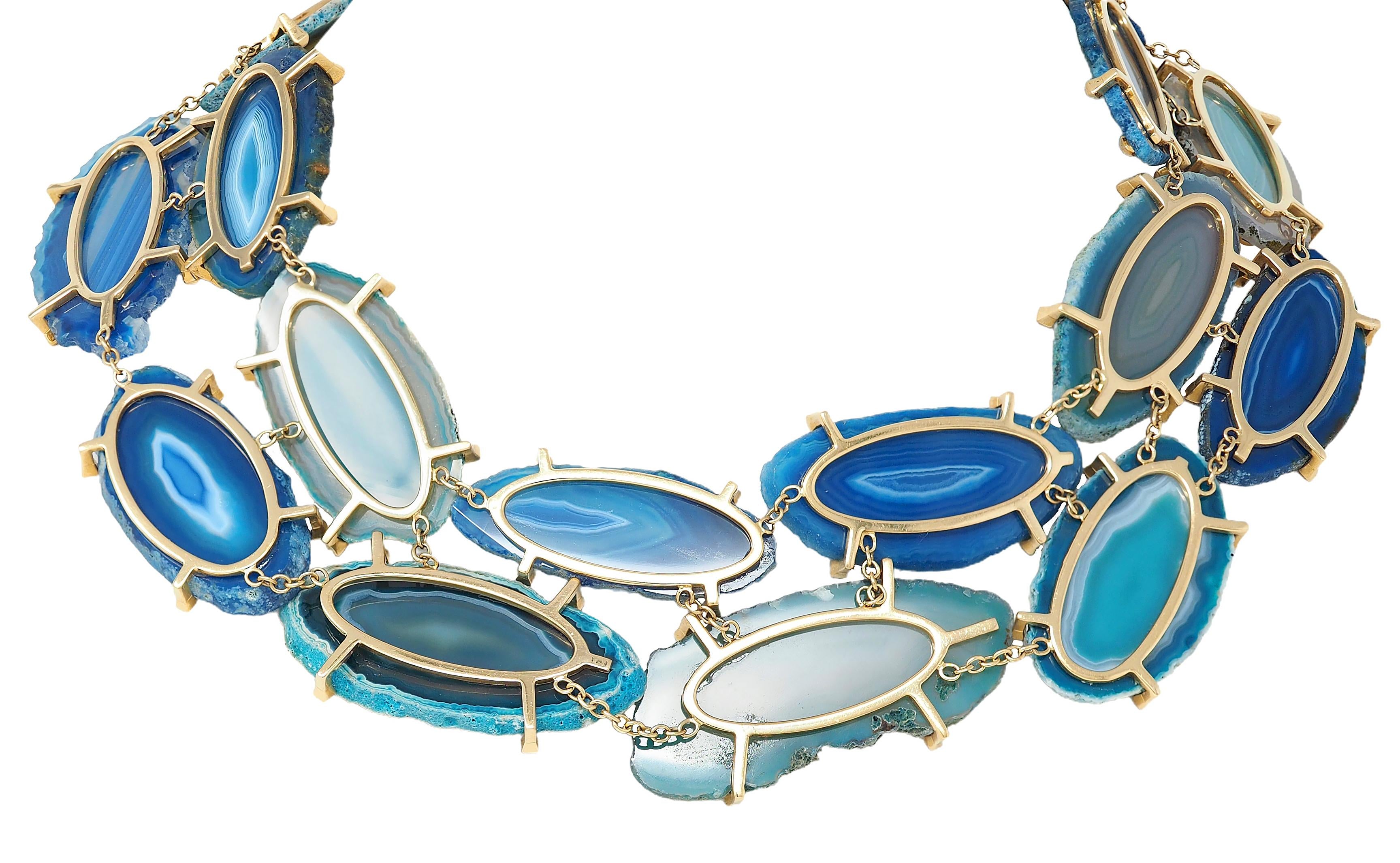 Gucci 2009 Spring Blue Agate 18 Karat Yellow Gold Collar Statement Necklace