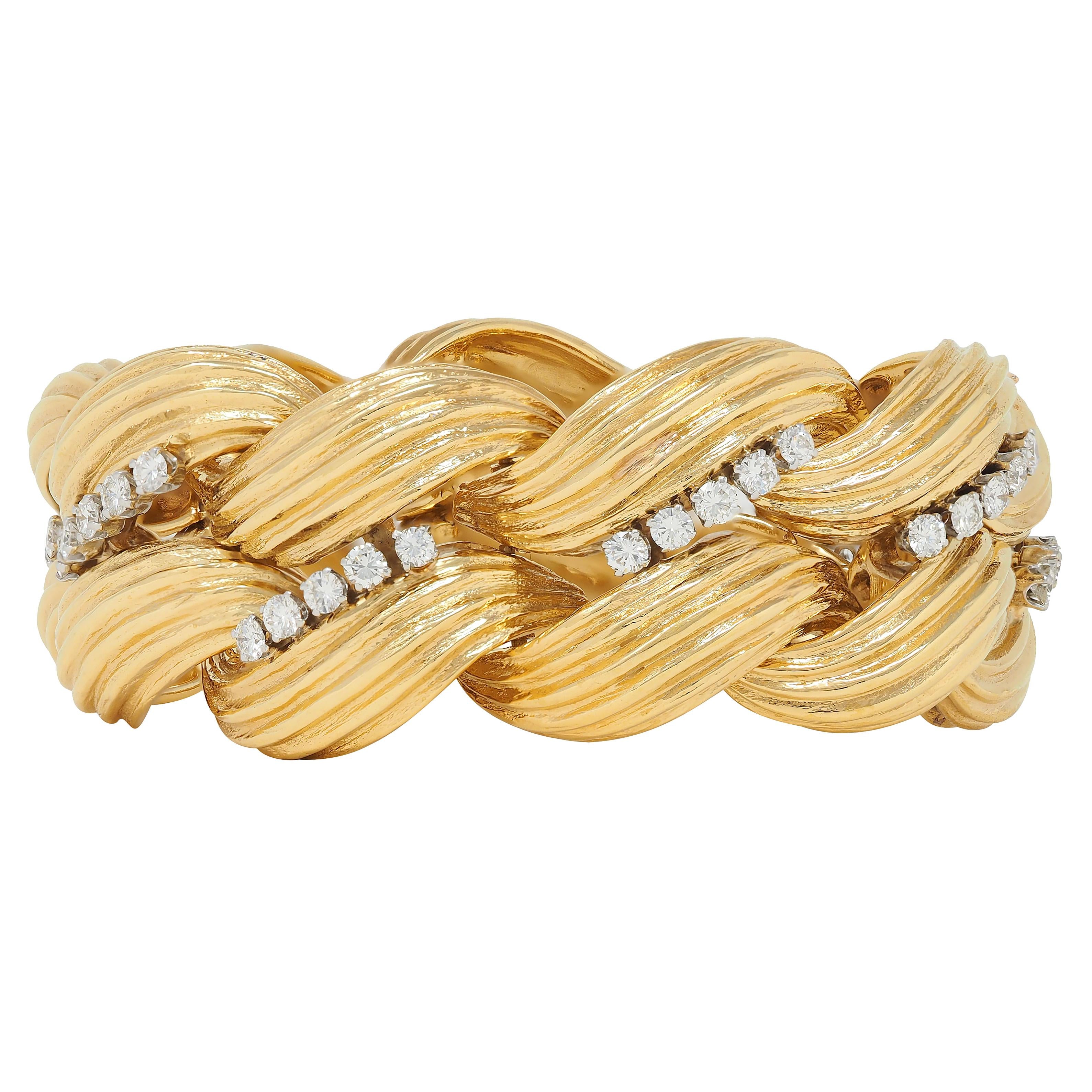 David Webb 1980's Diamond Platinum 18 Karat Yellow Gold Vintage Twist Bracelet