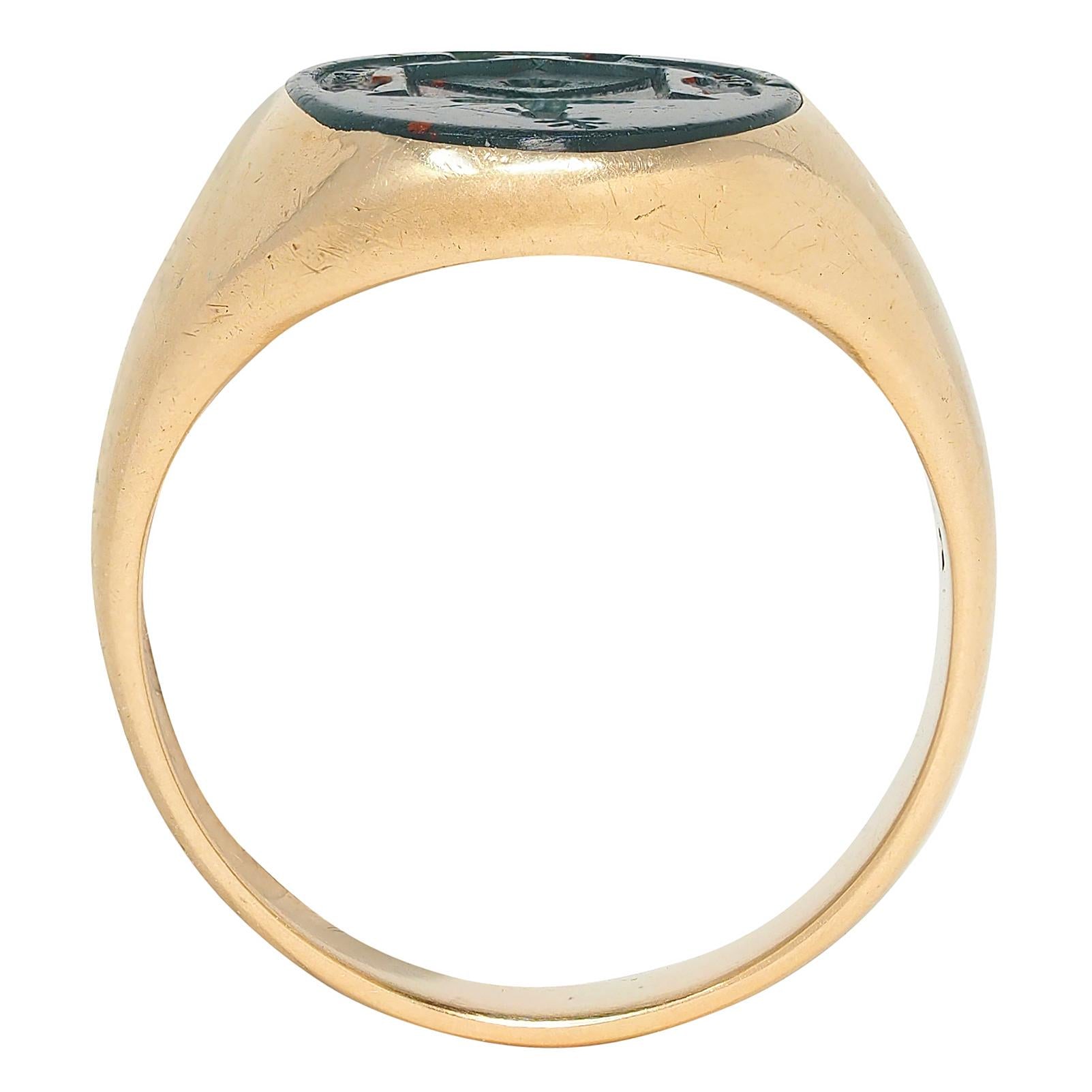 Late Victorian Bloodstone 14K Yellow Gold Antique Heraldic Crest Signet Ring