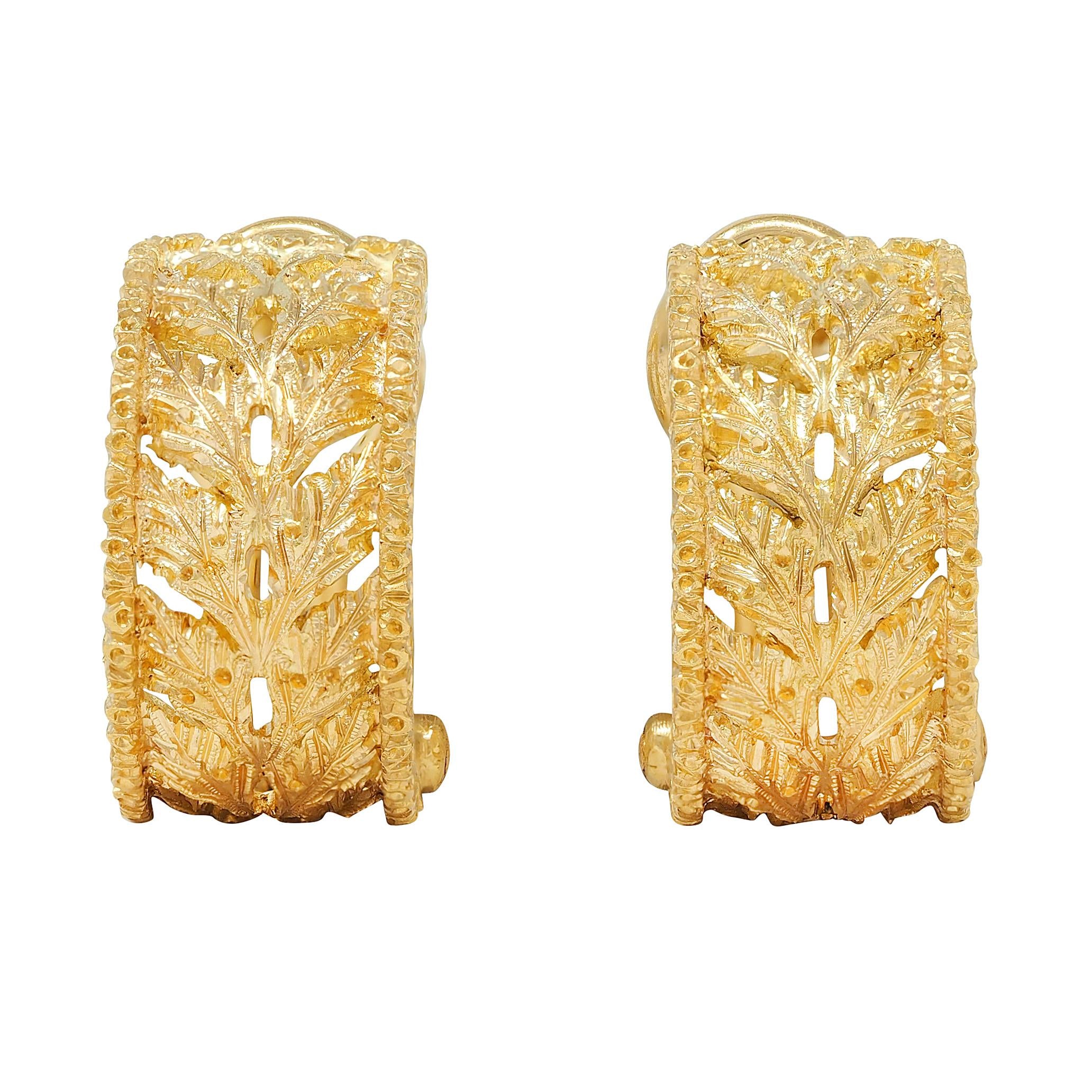 Buccellati 18 Karat Yellow Gold Ramage Foliate J-Hoop Earrings