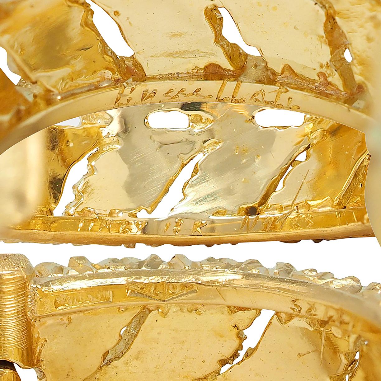 Buccellati 18 Karat Yellow Gold Ramage Foliate J-Hoop Earrings