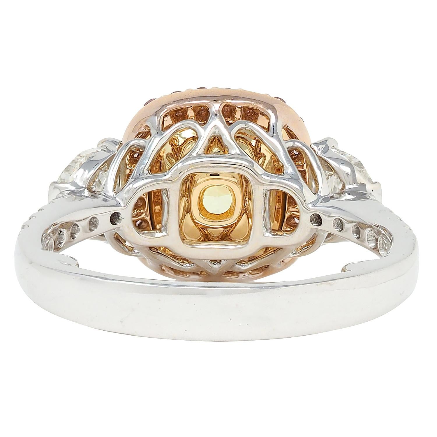 Contemporary 4.23 CTW Fancy Light Yellow Diamond 18 Karat Gold Engagement Ring