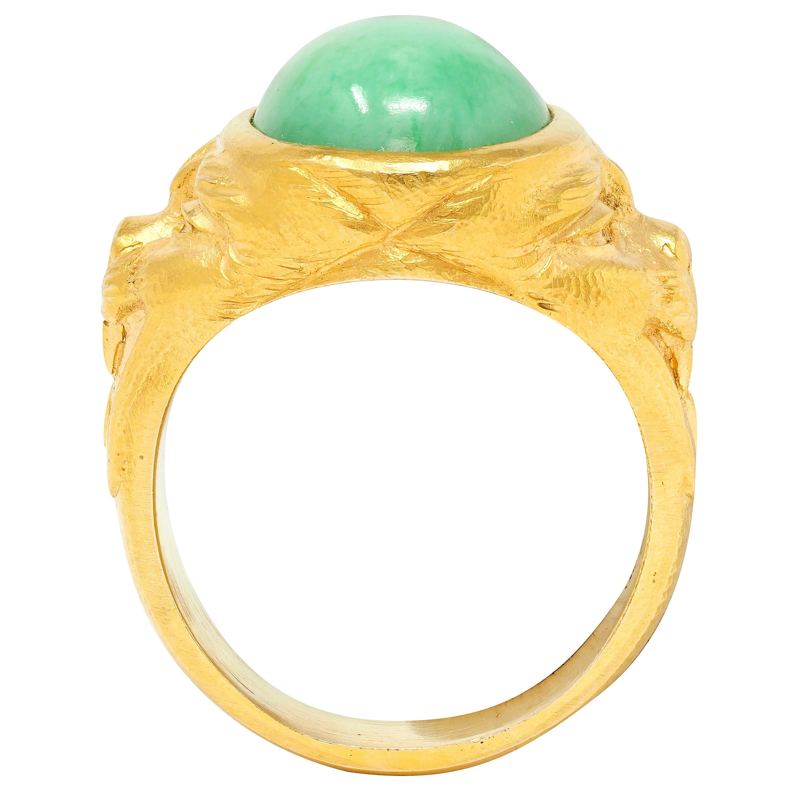 Art Nouveau Jade 18 Karat Yellow Gold Antique Unisex Cat Ring