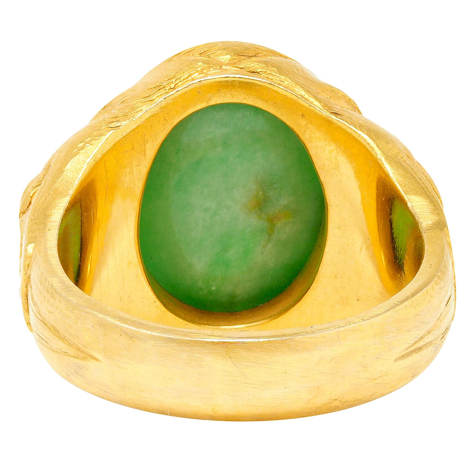 Art Nouveau Jade 18 Karat Yellow Gold Antique Unisex Cat Ring
