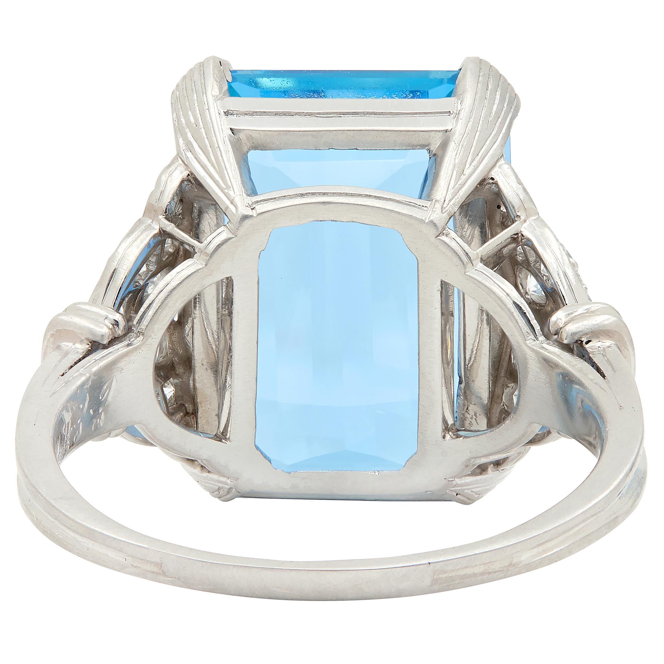 Tiffany & Co. Art Deco Aquamarine Diamond Platinum Vintage Scroll Cocktail Ring