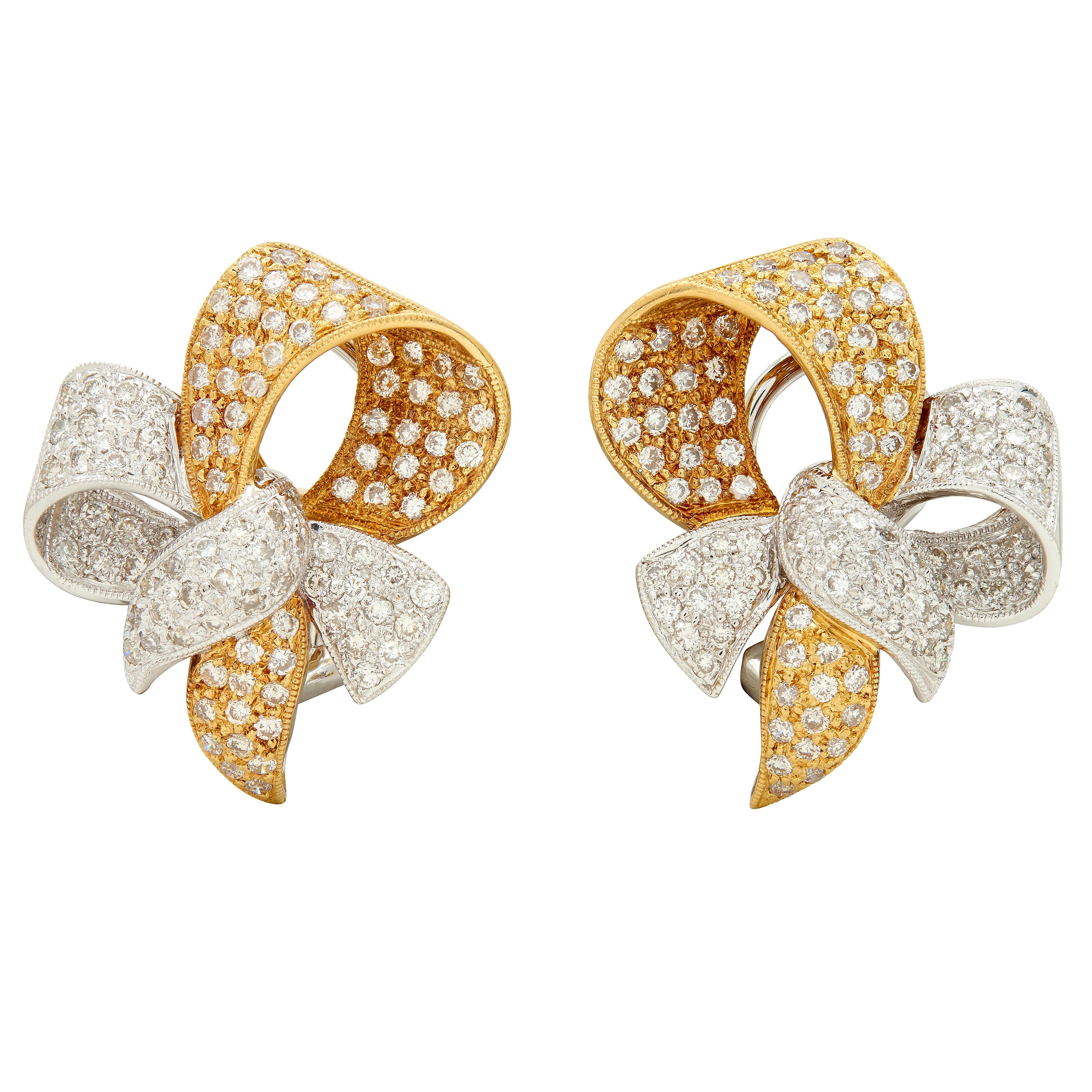 Contemporary 2.56 CTW Diamond 18 Karat Two-Tone Yellow Gold Bow Earrings