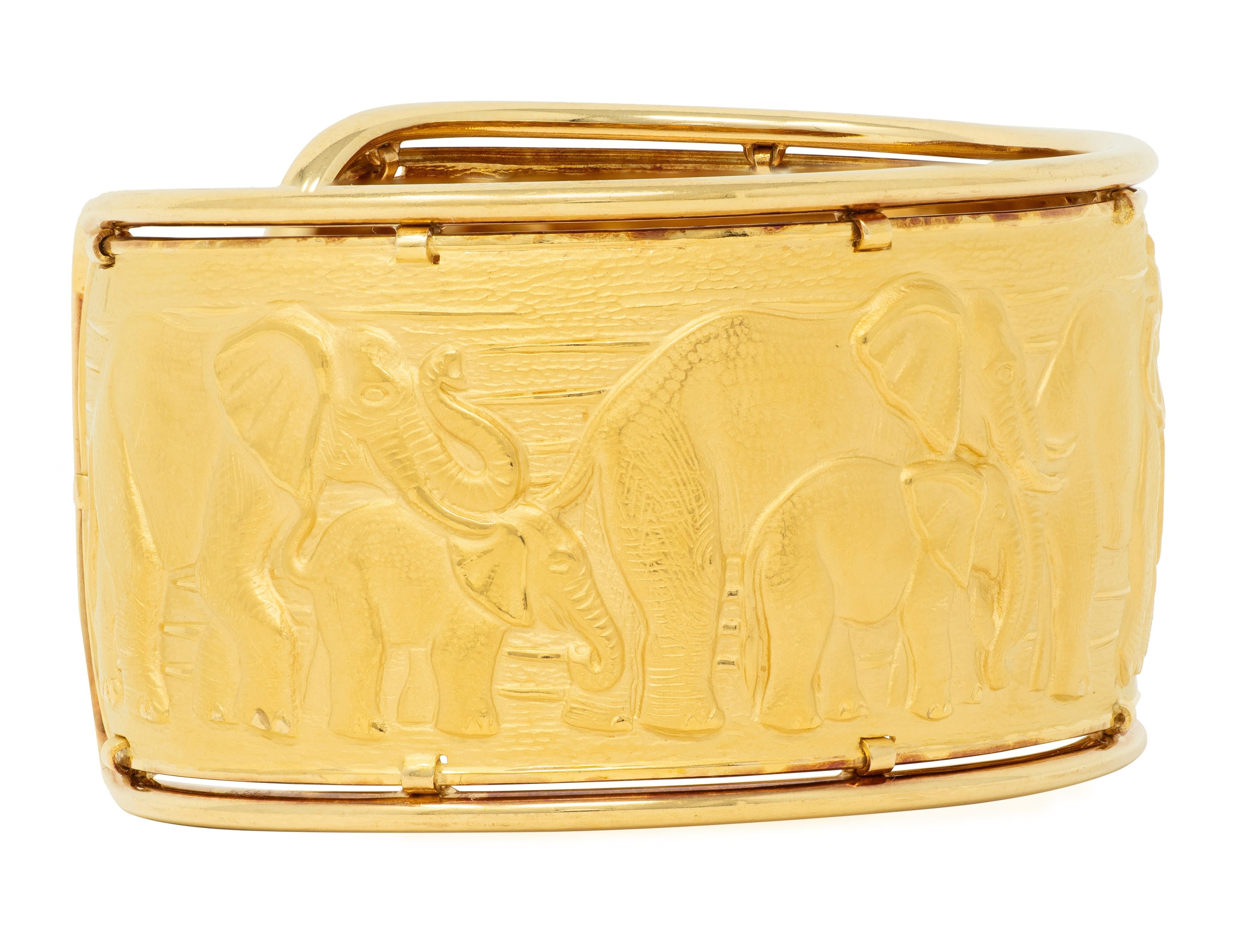 Carrera y Carrera 1990's 18 Karat Yellow Gold Vintage Elephant Cuff Bracelet