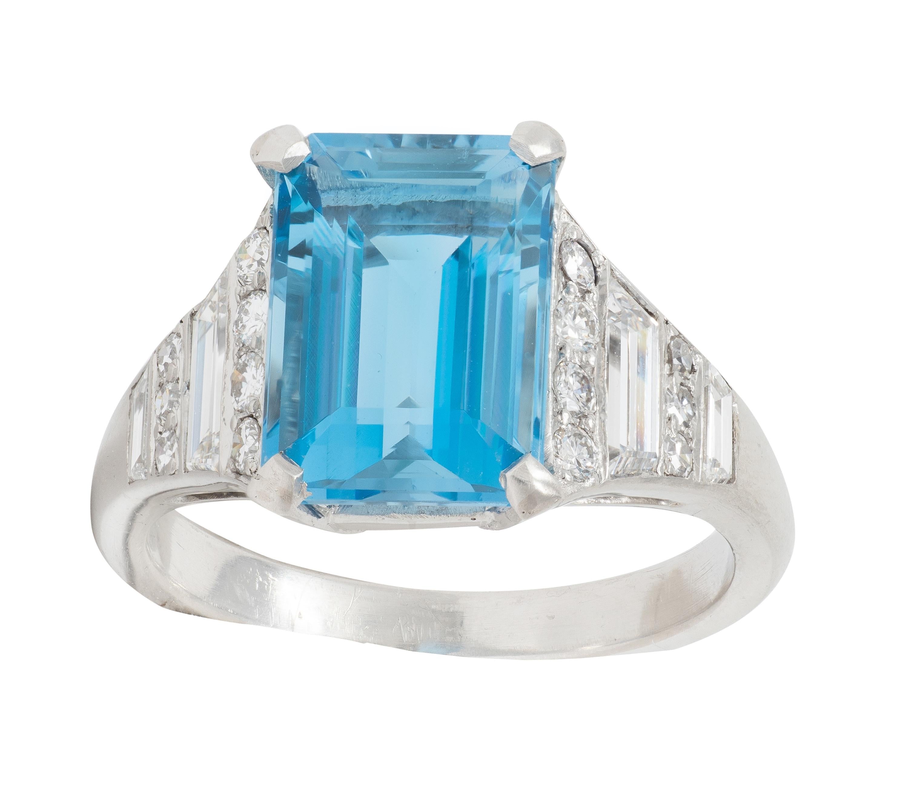 Mid-Century 4.60 CTW Aquamarine Diamond Platinum Vintage Cocktail Ring
