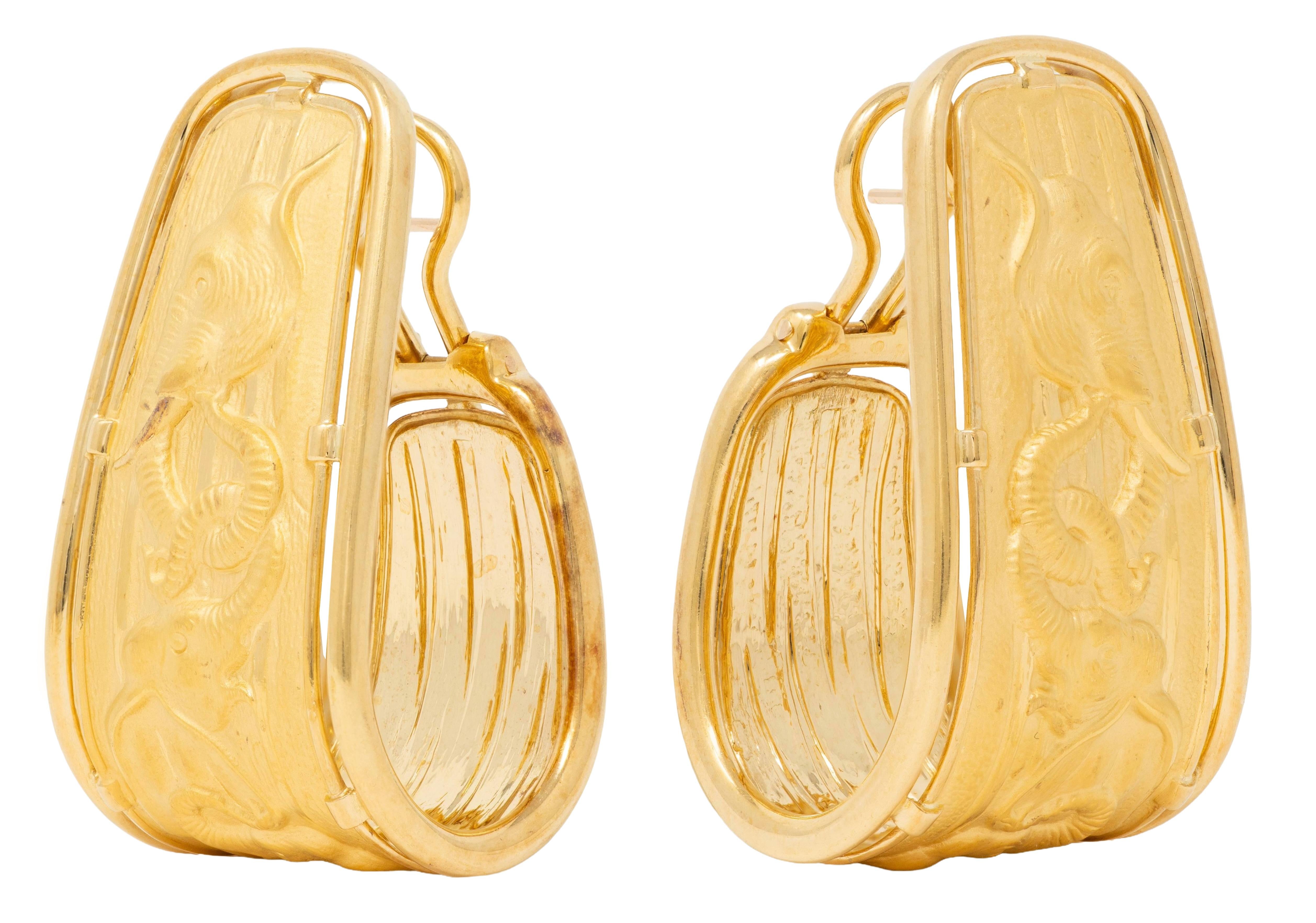 Carrera y Carrera 1990's 18 Karat Yellow Gold Vintage Elephant Animal Earrings