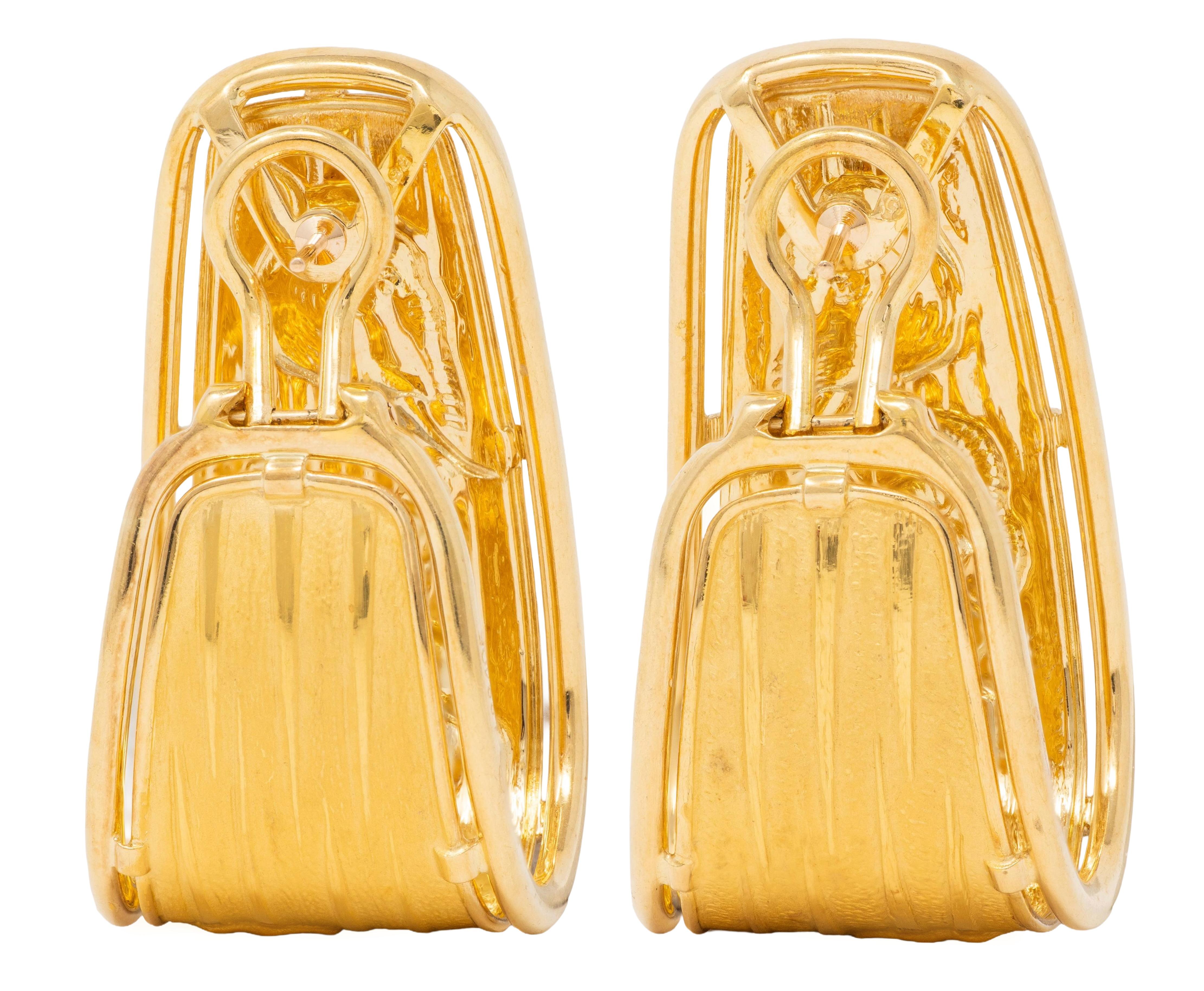 Carrera y Carrera 1990's 18 Karat Yellow Gold Vintage Elephant Animal Earrings