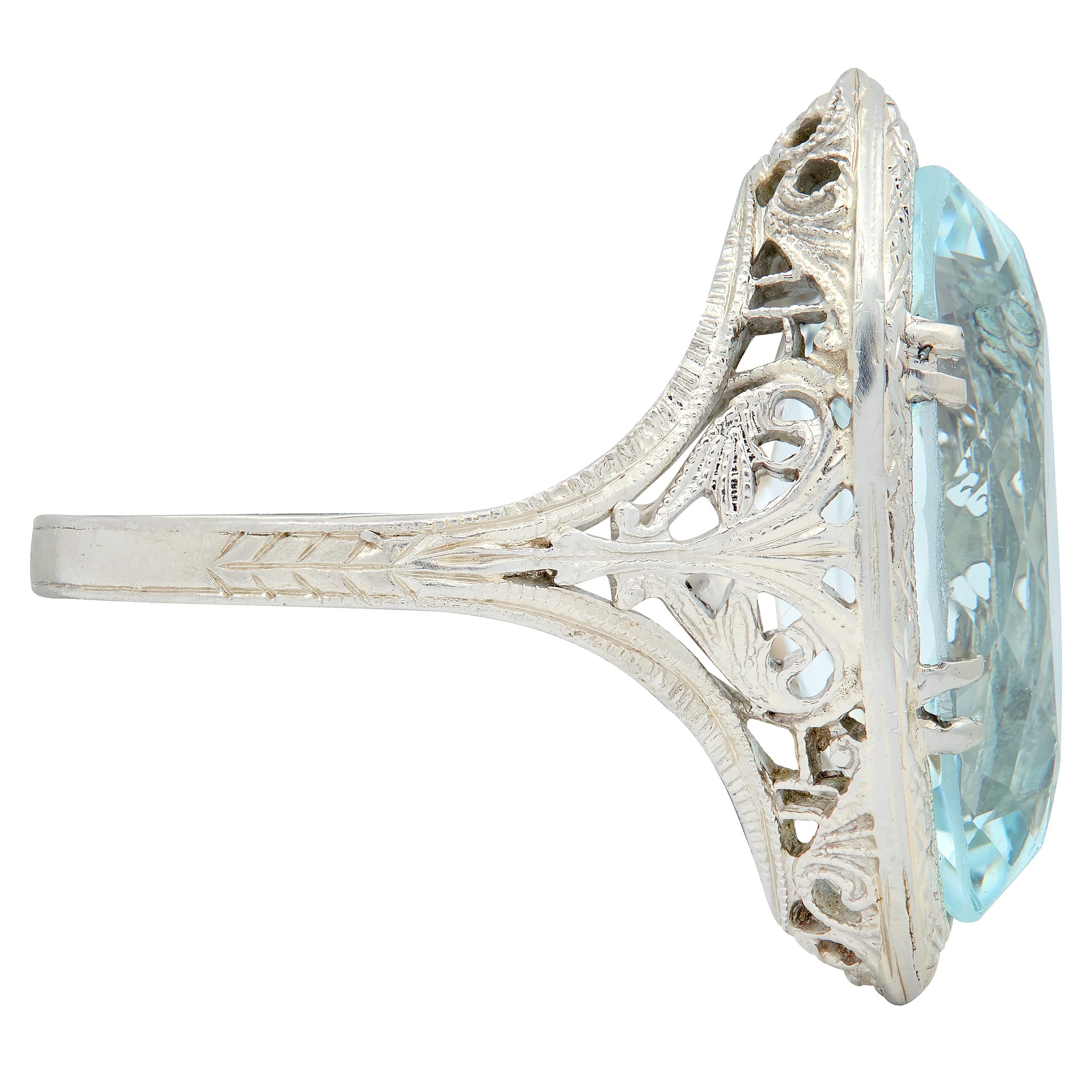 Art Deco Aquamarine 18 Karat White Gold Vintage Heart Navette Dinner Ring