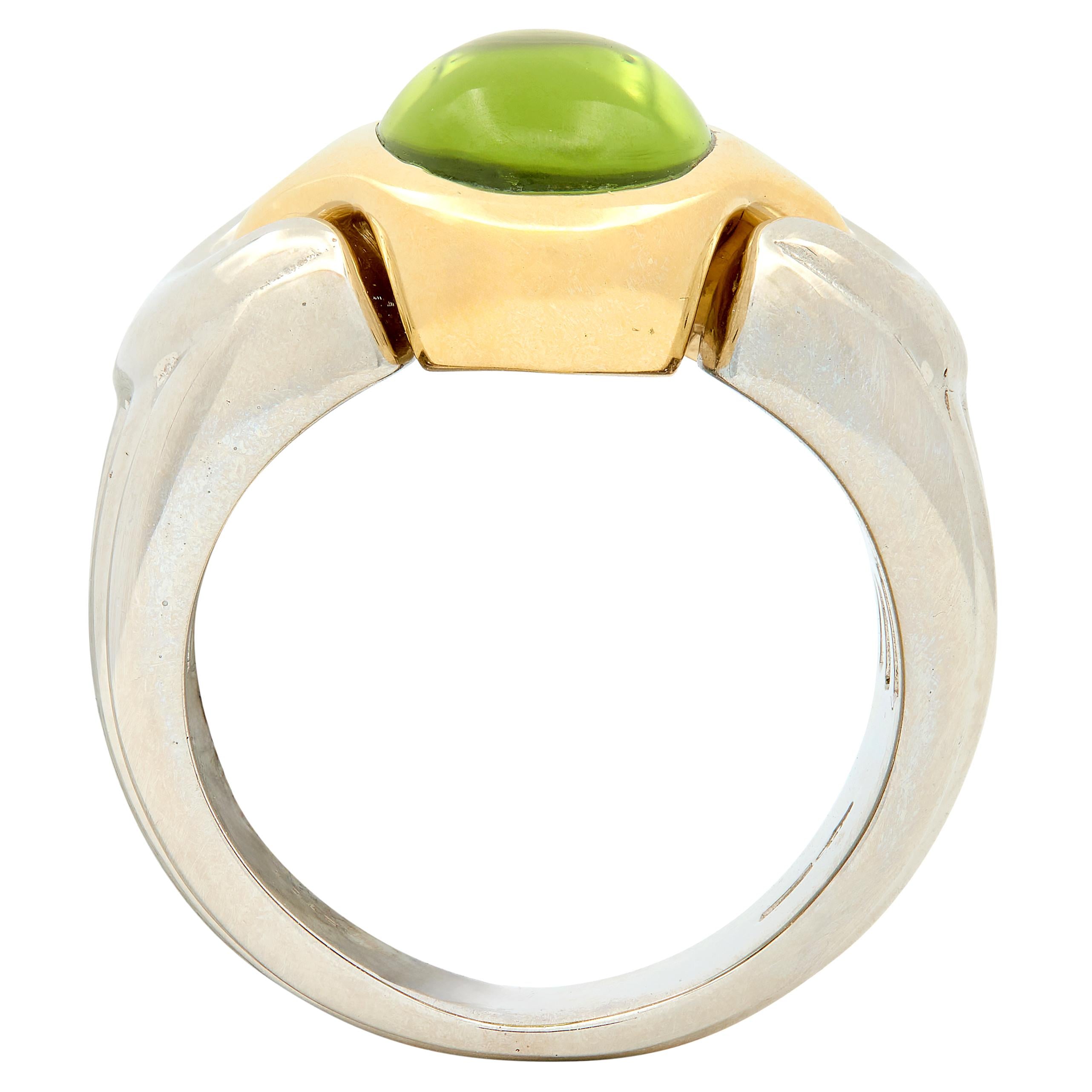 Bulgari 1990's Peridot 18 Karat Two-Tone Yellow White Gold Vintage Cabochon Ring