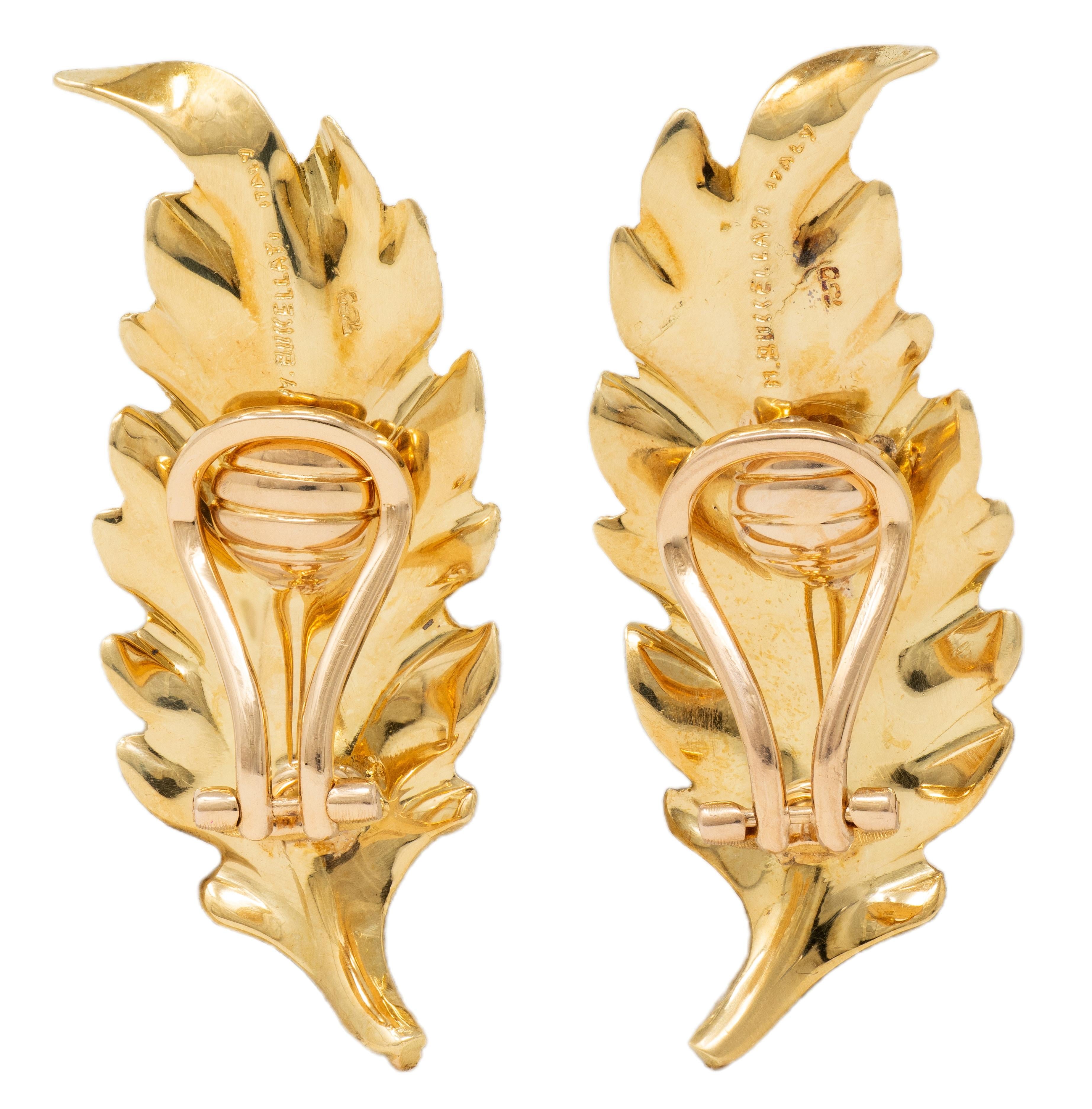 Mario Buccellati 1970's 18 Karat Yellow Gold Vintage Oak Leaf Ear-Clip Earrings