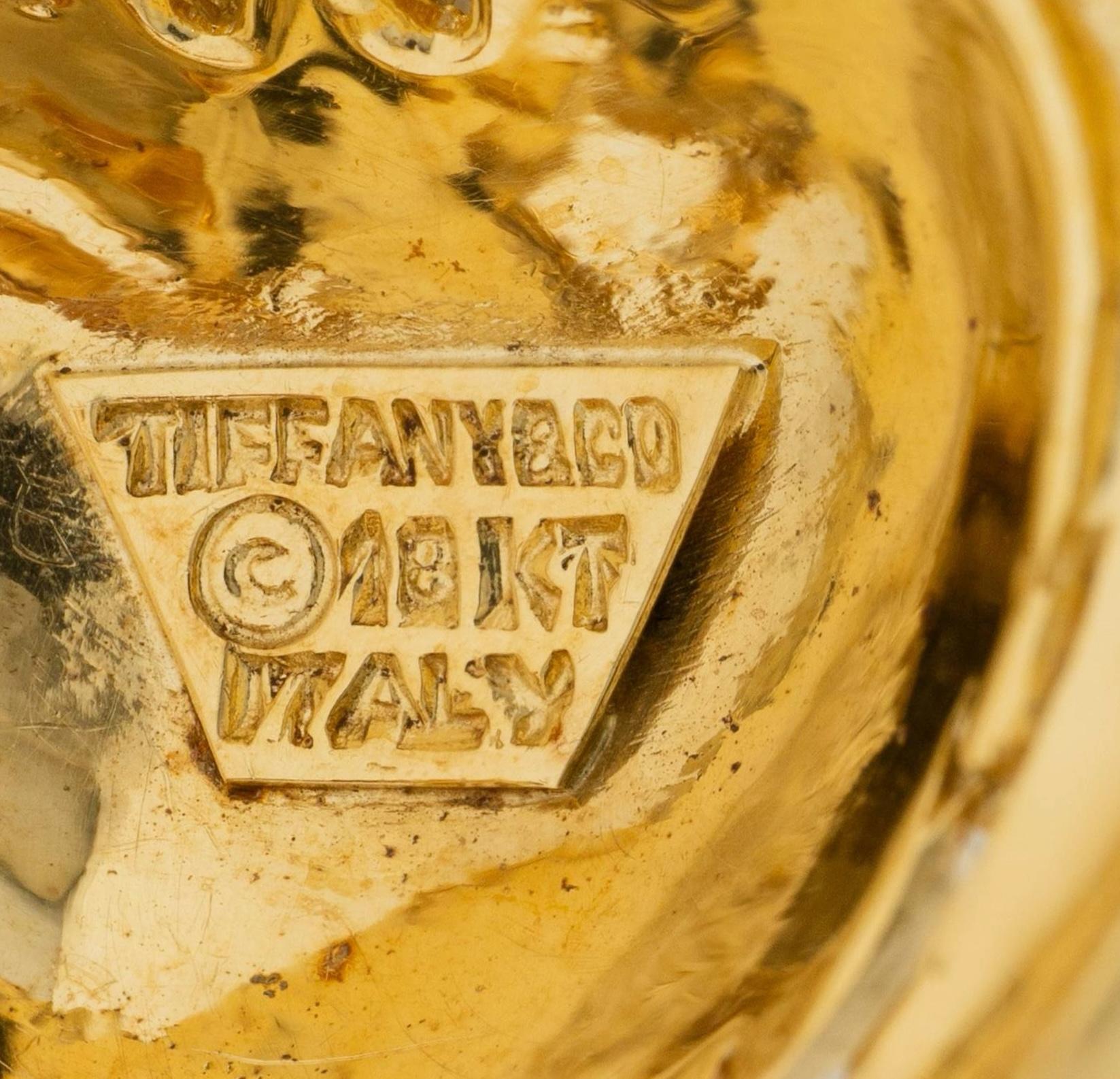 Tiffany & Co. 1980's Emerald 18 Karat Yellow Gold Vintage Owl Brooch