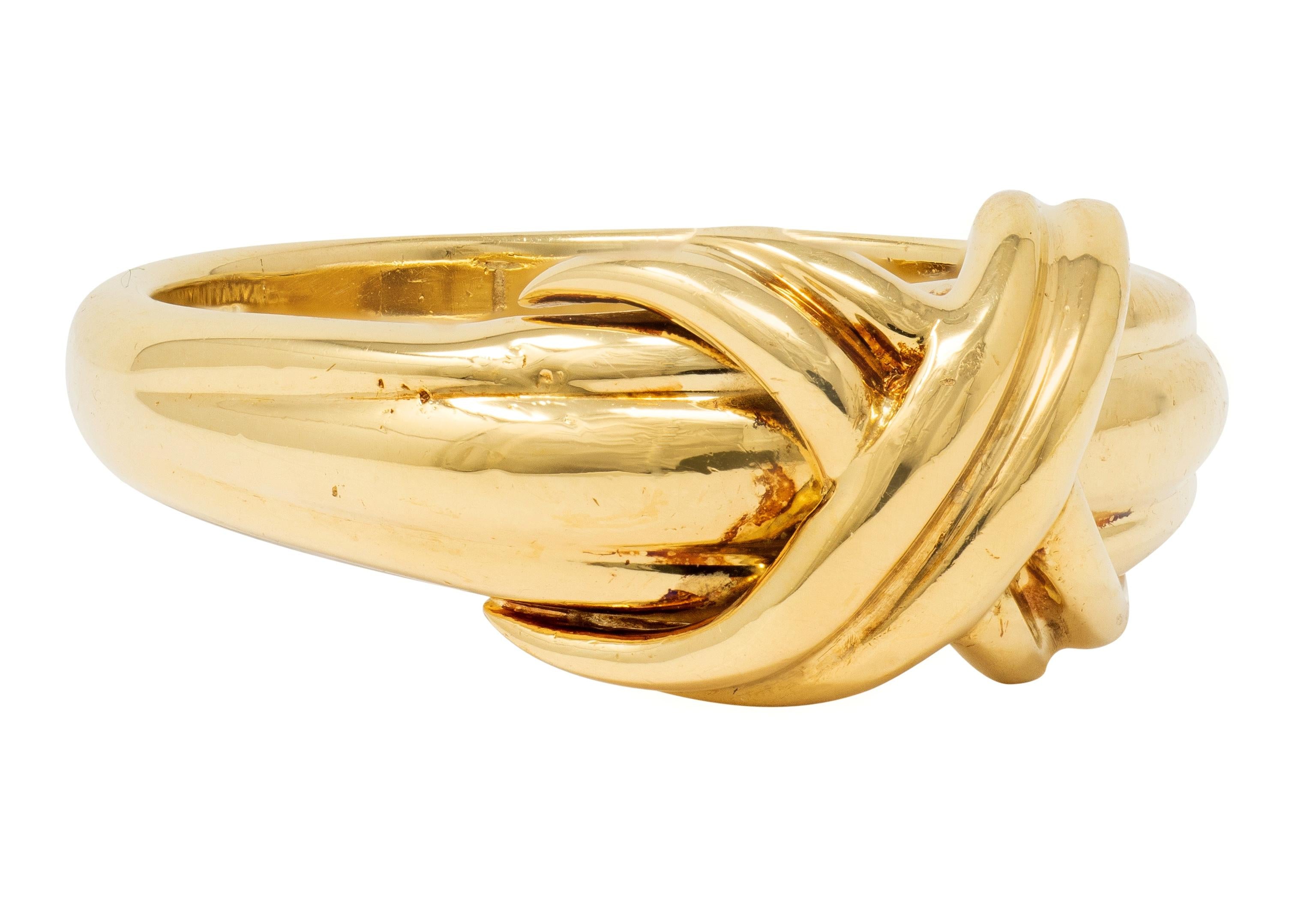 Tiffany & Co. 1998 18 Karat Yellow Gold Vintage X Kiss Ring