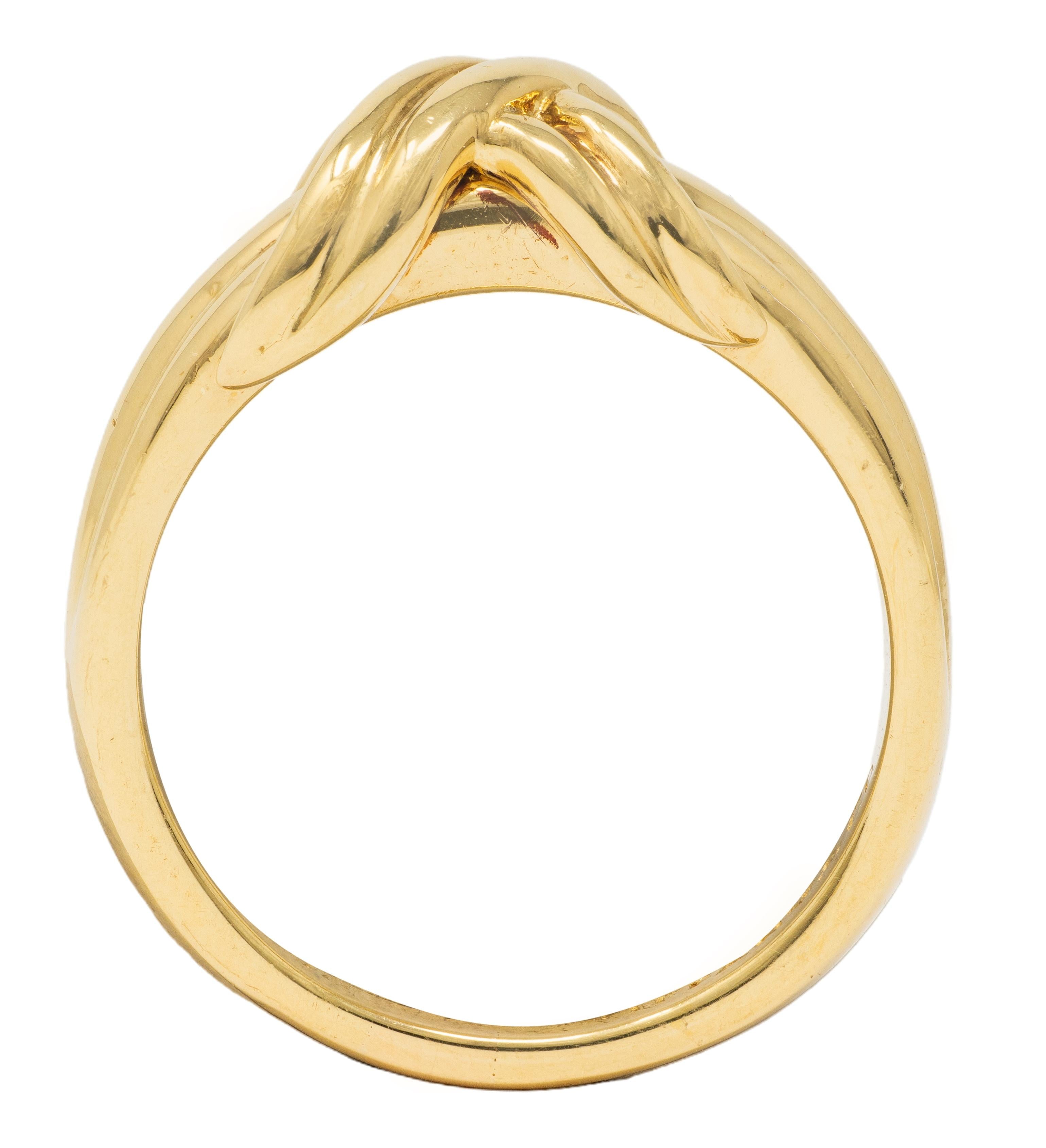 Tiffany & Co. 1998 18 Karat Yellow Gold Vintage X Kiss Ring