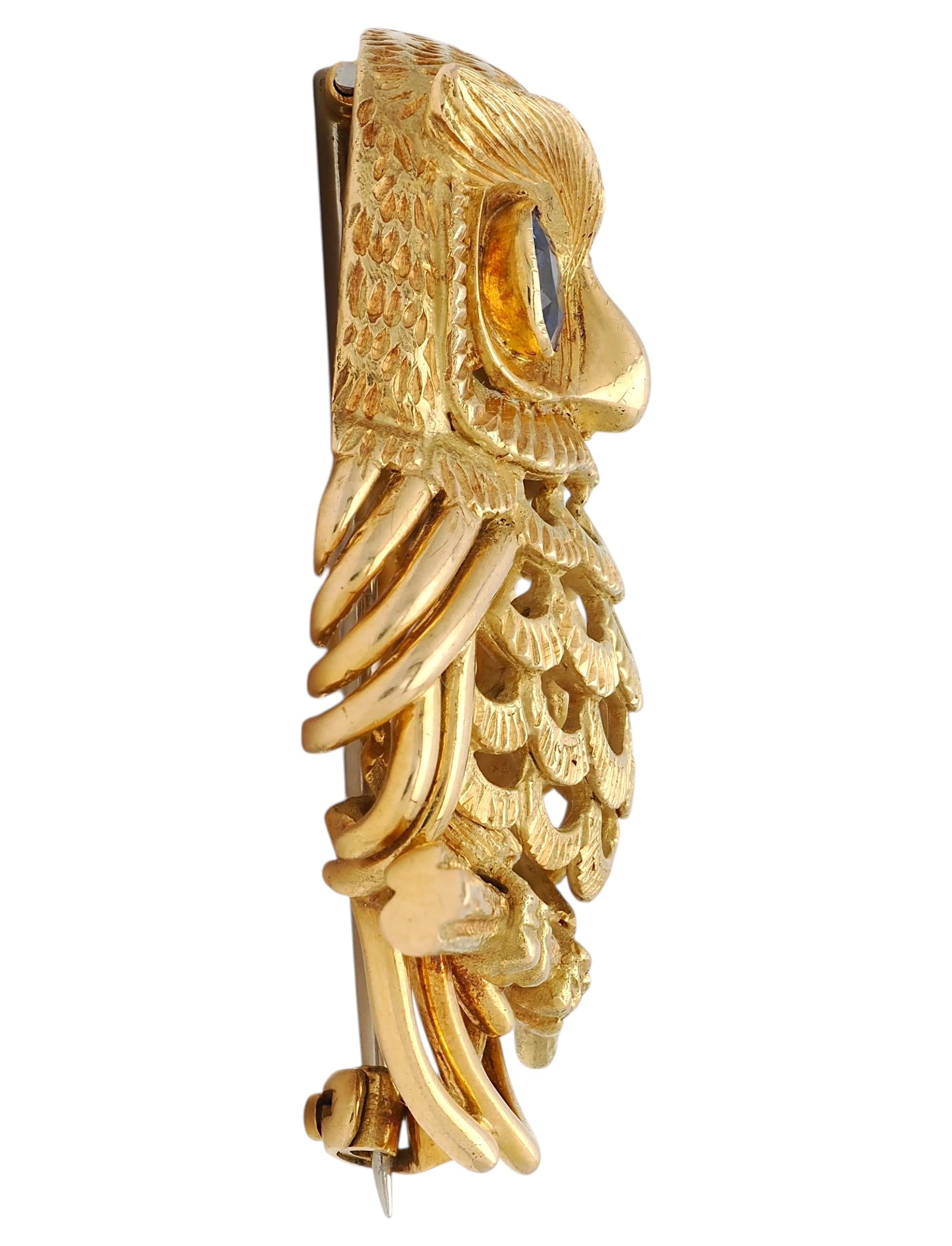 Cartier 1958 Sapphire 18 Karat Yellow Gold Vintage Owl Brooch