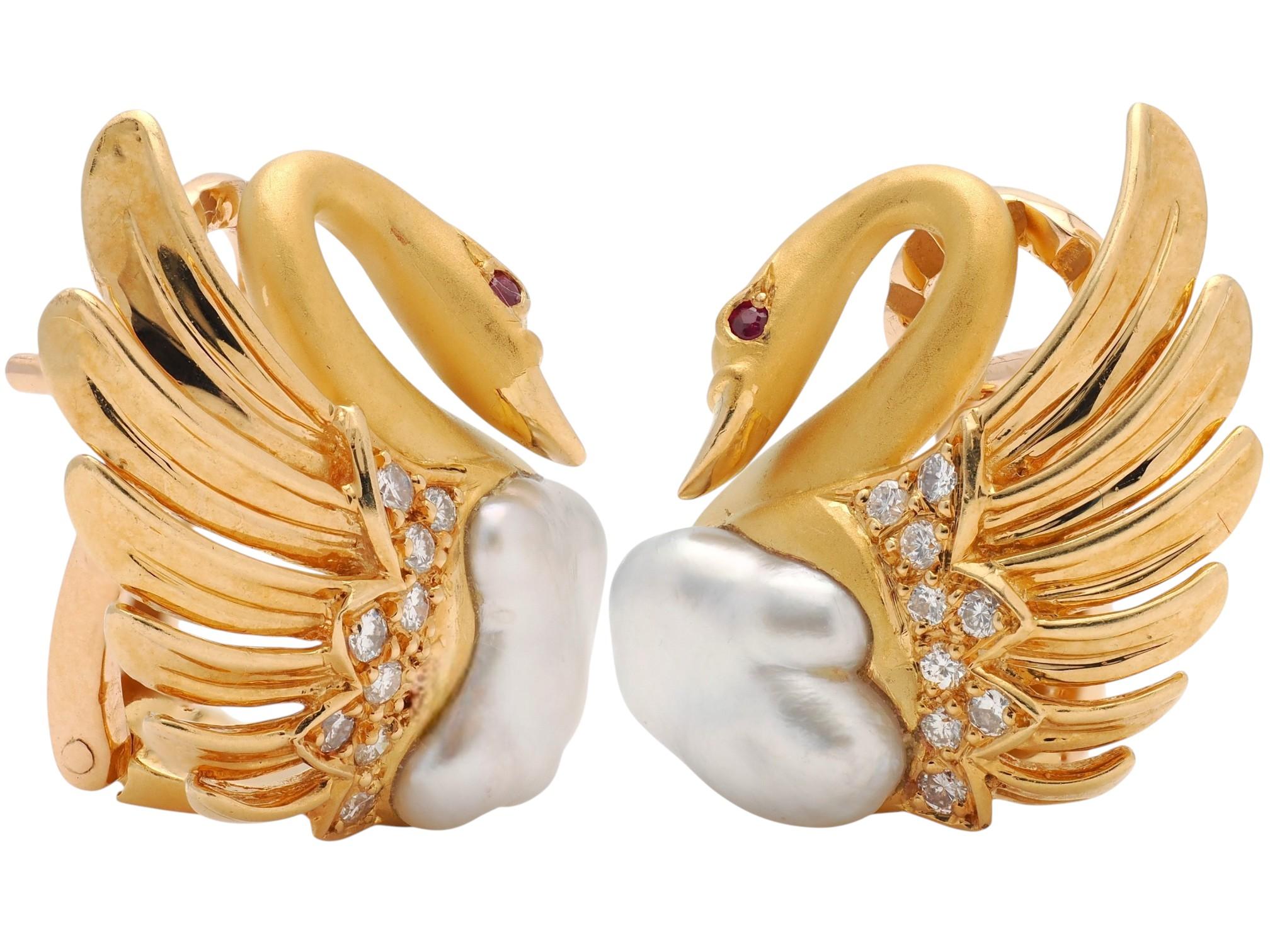 Carrera Y Carrera 2000's Diamond Pearl Ruby 18K Gold Contemporary Swan Earrings