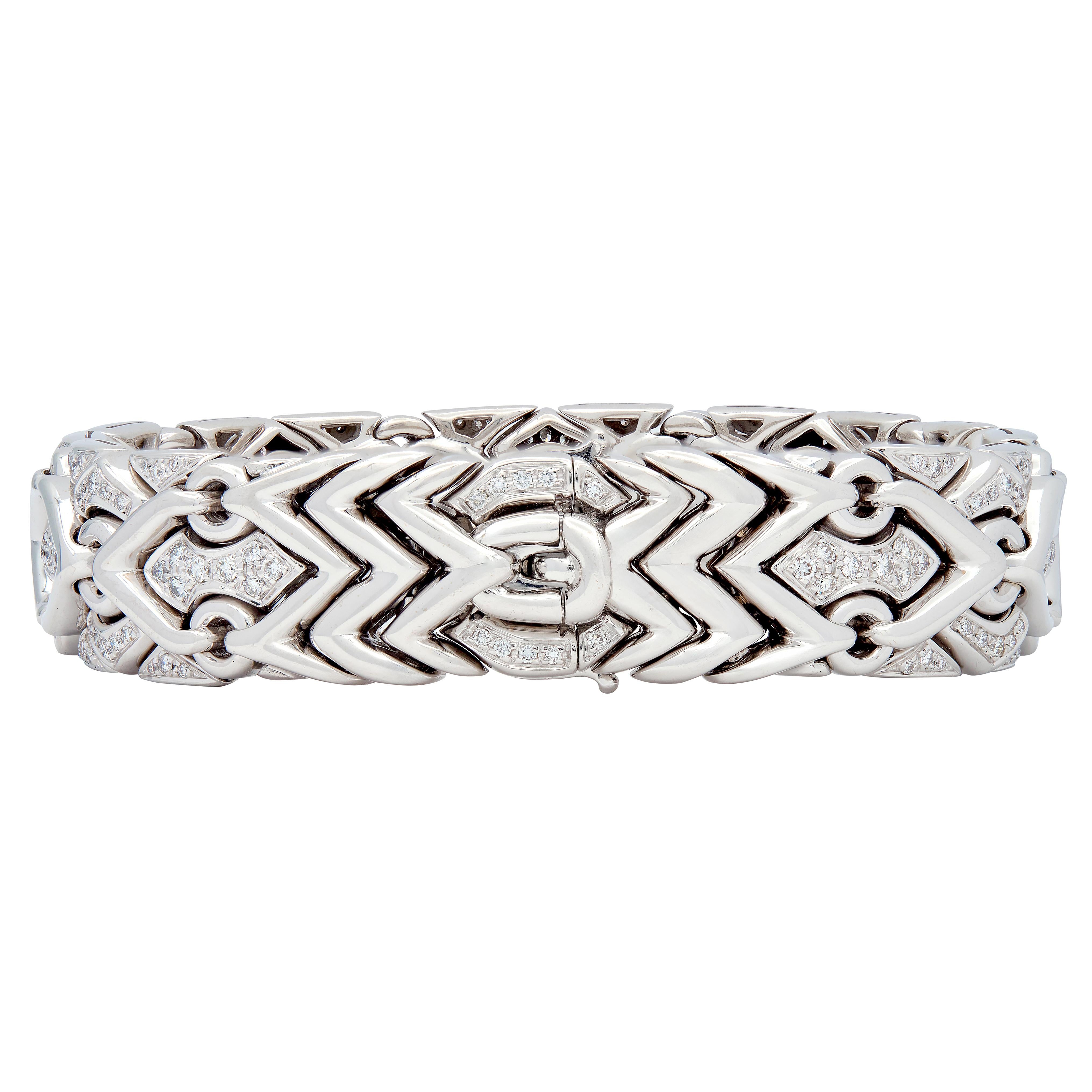 Bulgari 1990's Round Diamond 18 Karat White Gold Vintage Trika Bracelet