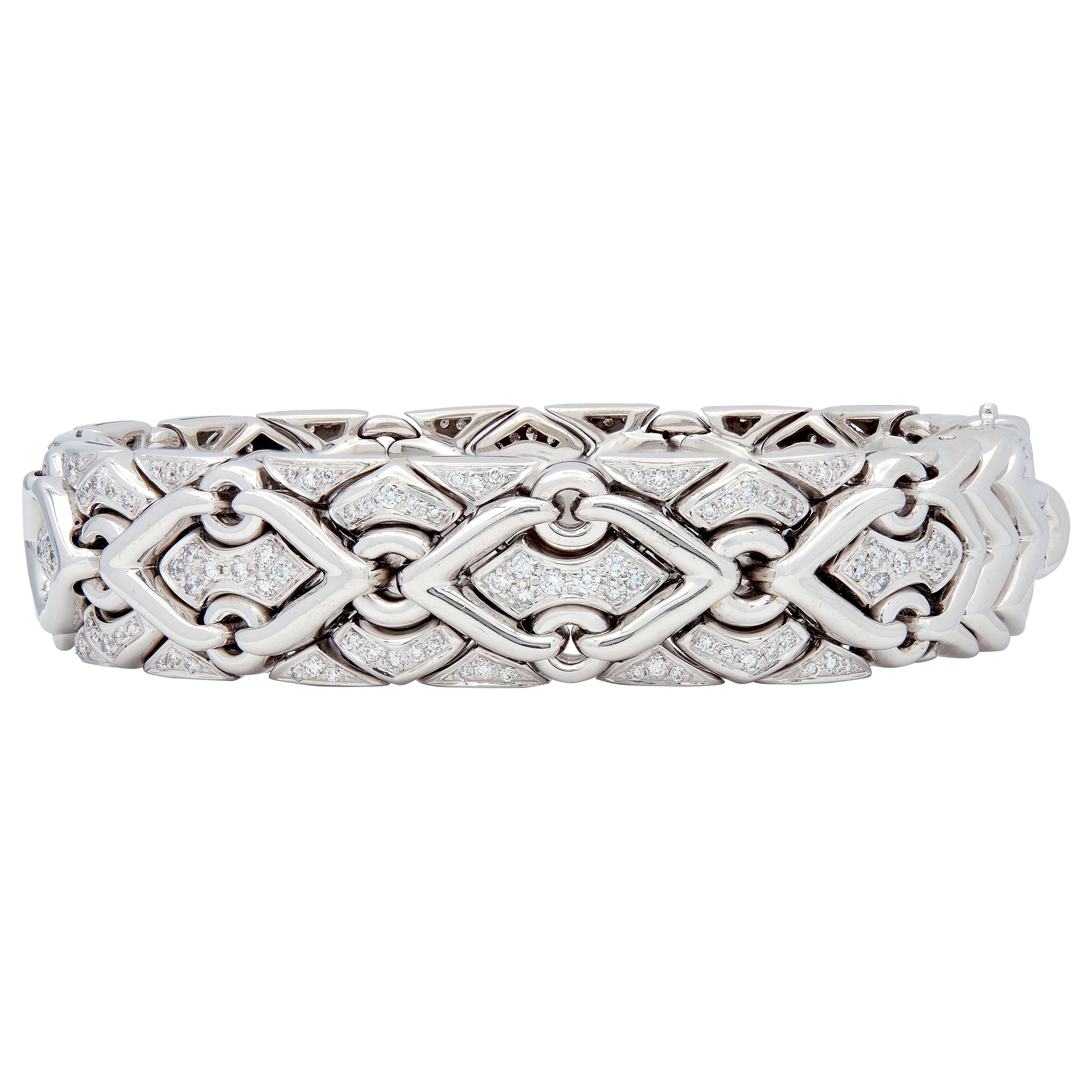 Bulgari 1990's Round Diamond 18 Karat White Gold Vintage Trika Bracelet