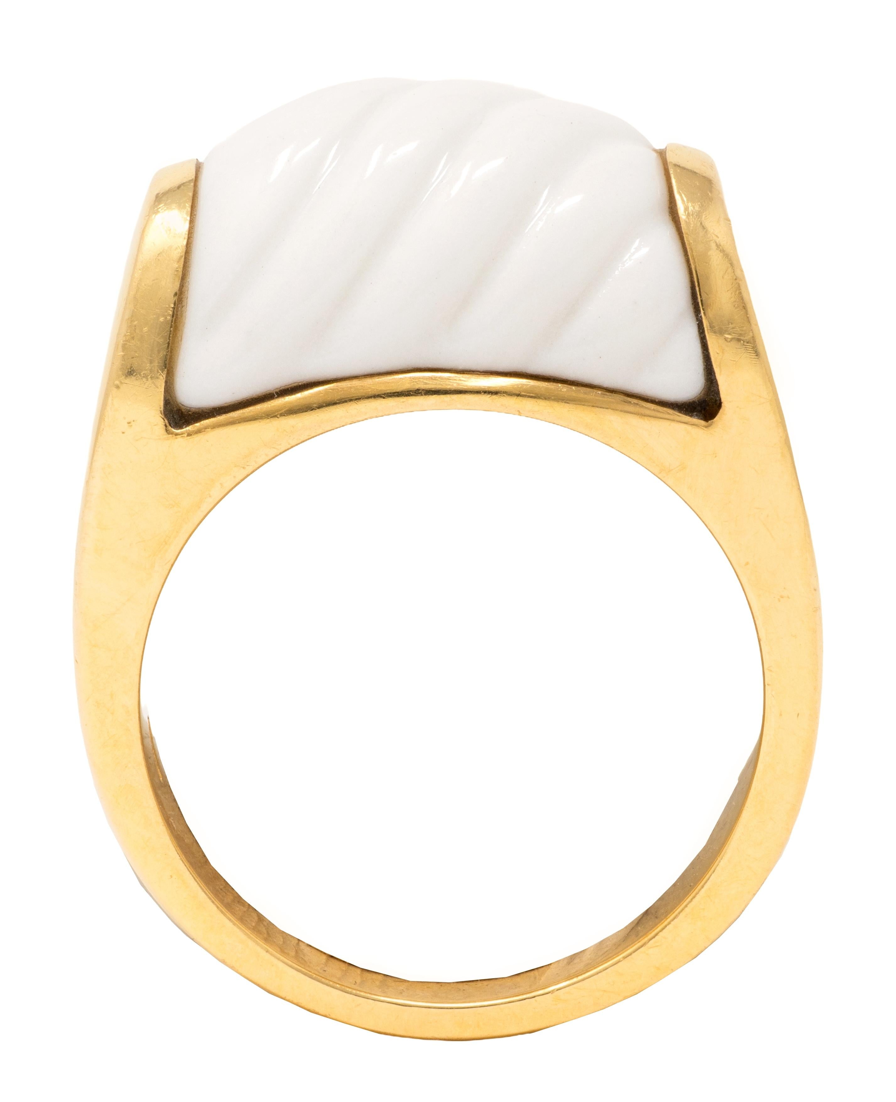 Bvlgari Ceramic 18 Karat Yellow Gold Vintage Chandra Ring
