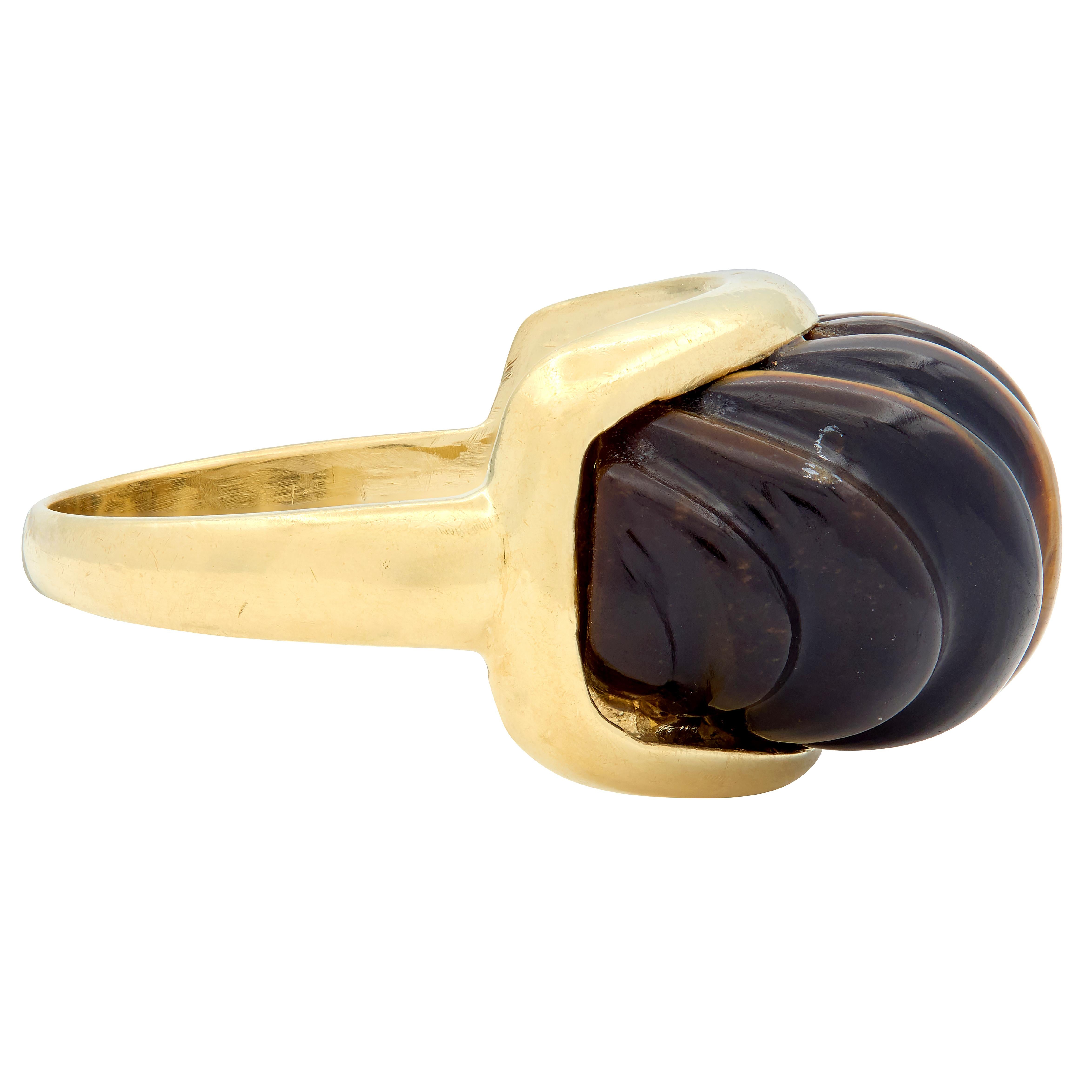 Tiffany & Co. 1970's Tiger's Eye Quartz 18K Gold Vintage Fluted Statement Ring