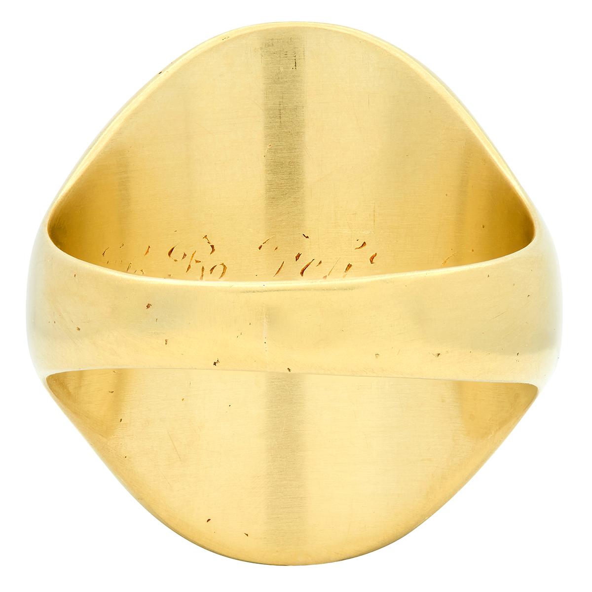 Allsopp Victorian 18 Karat Yellow Gold Antique Heraldic Crest Unisex Signet Ring