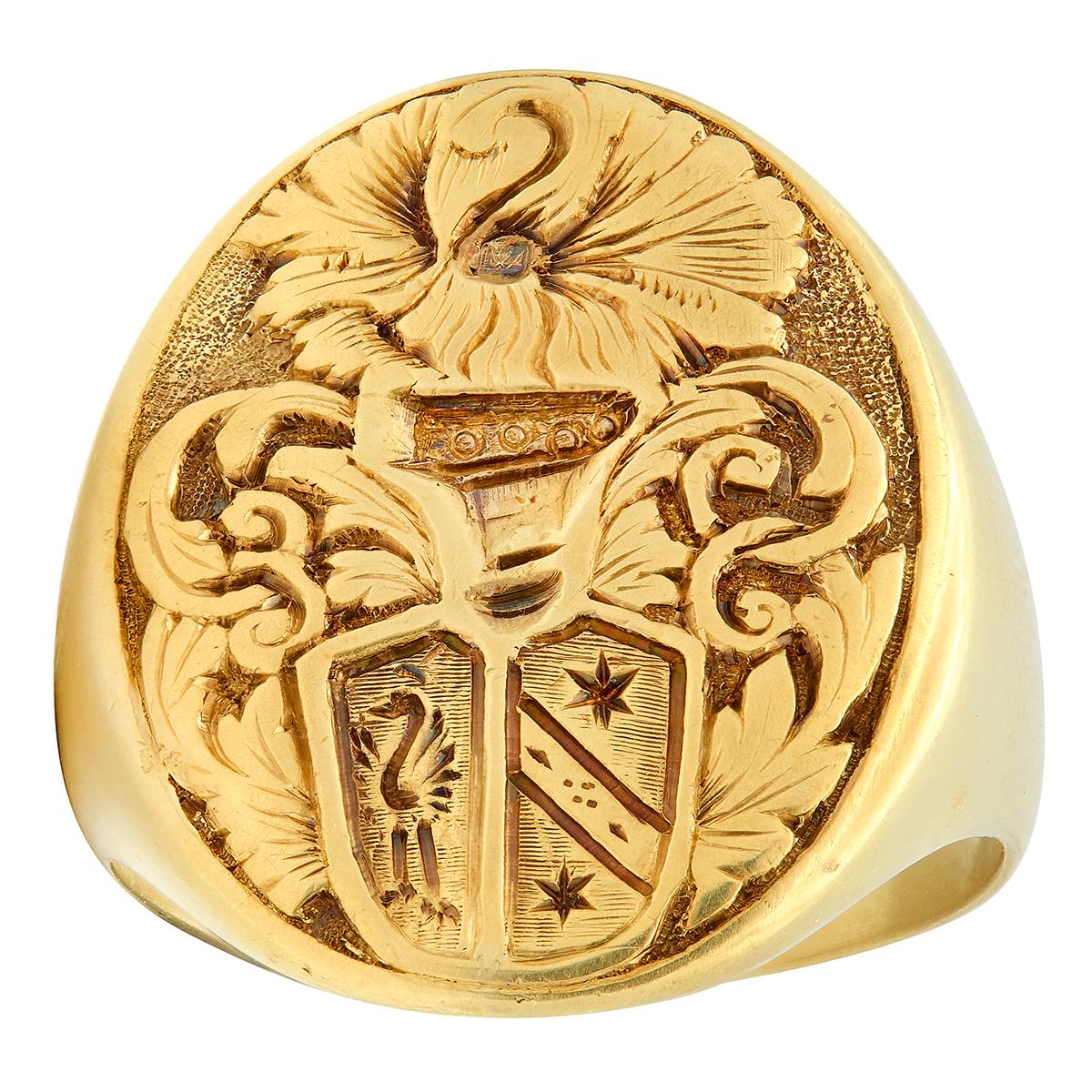 Allsopp Victorian 18 Karat Yellow Gold Antique Heraldic Crest Unisex Signet Ring