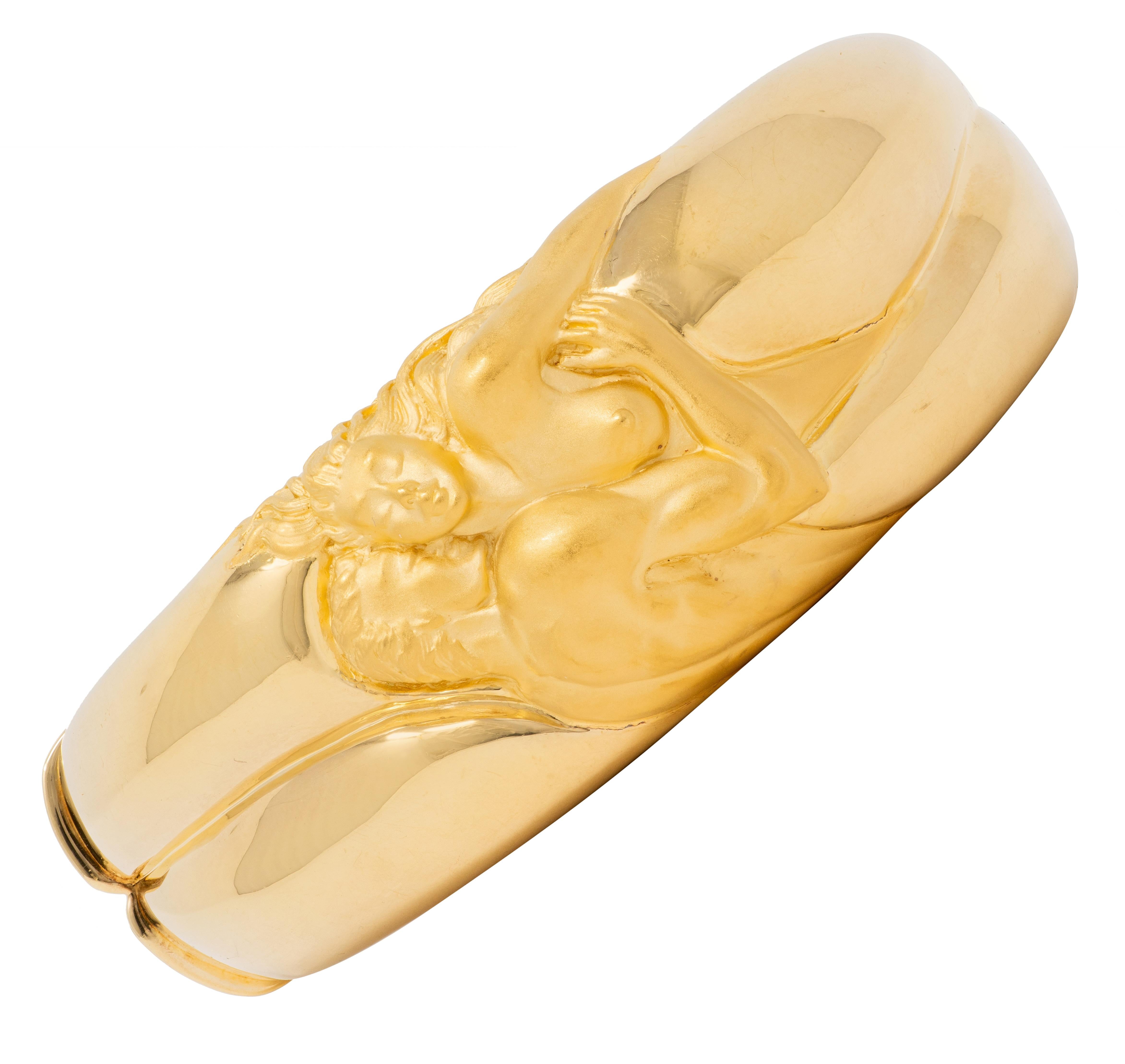 Carrera Y Carrera 2000's 18 Karat Yellow Gold Vintage Eden Bangle Bracelet