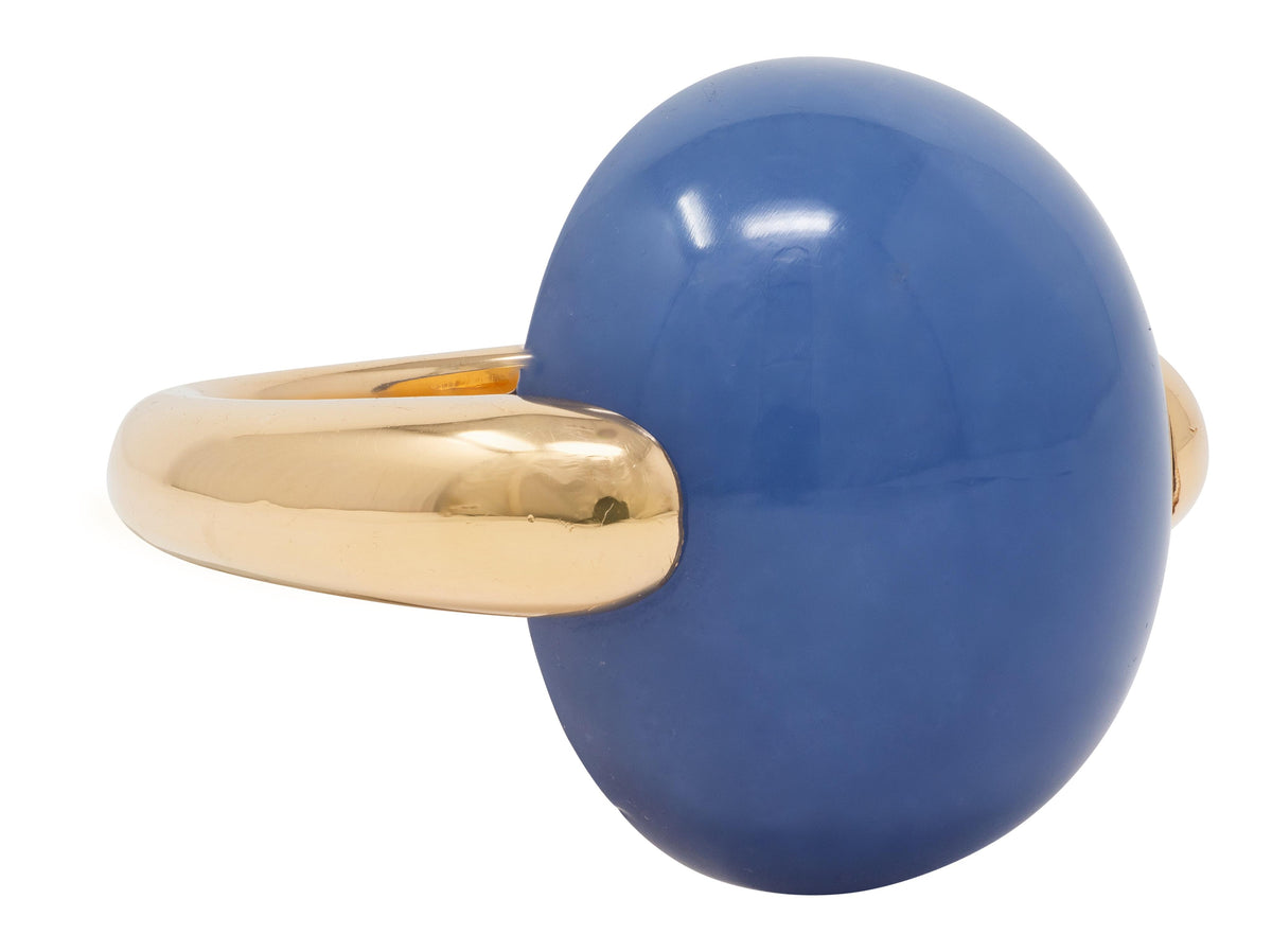 Pomellato 2010's Blue Chalcedony 18 Karat Yellow Gold Contemporary Cabochon Ring