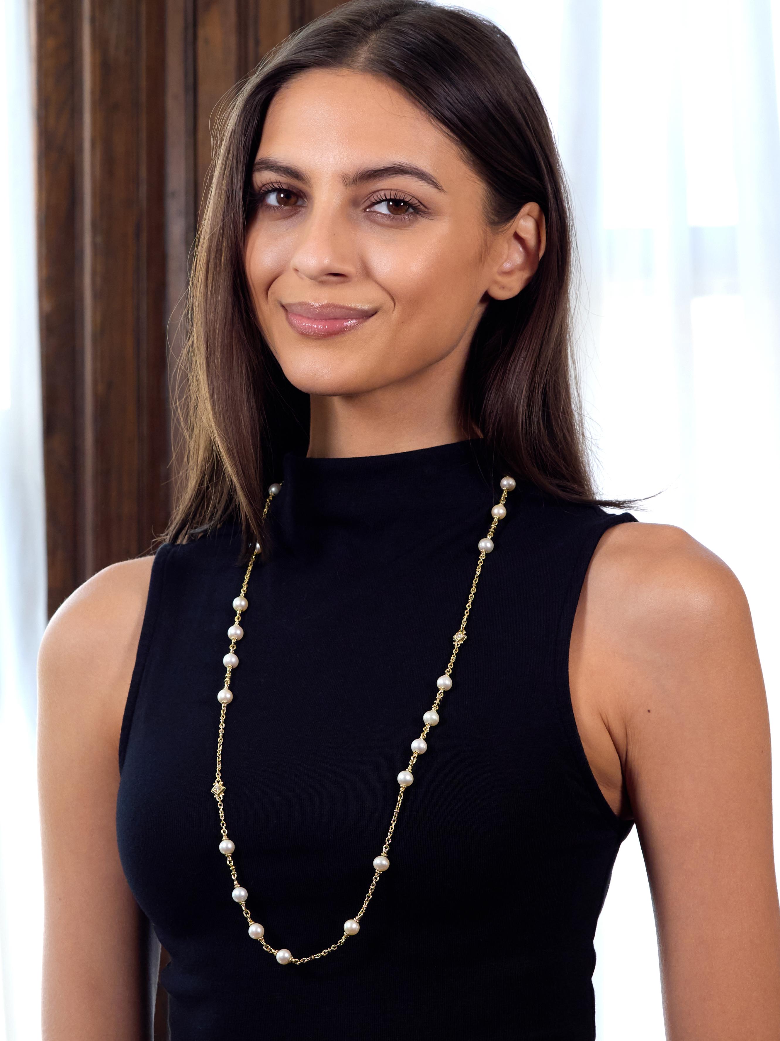 Judith Ripka 2000's Akoya Pearl Diamond 18 Karat Yellow Gold Station Necklace