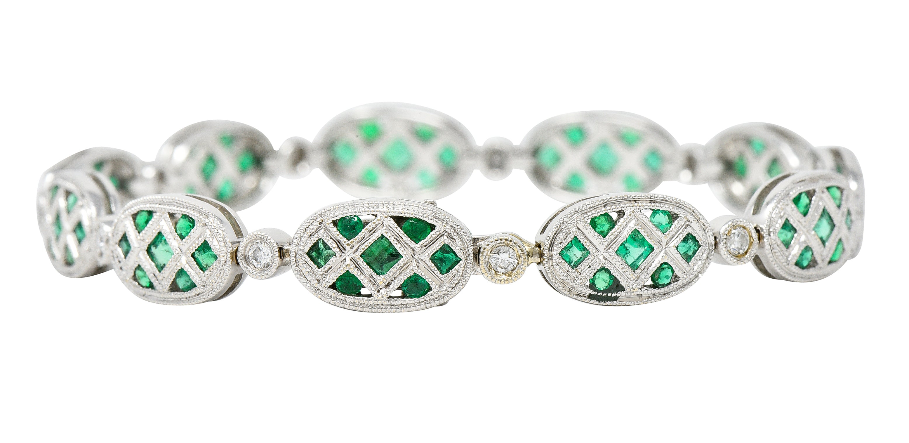 Contemporary 1.80 CTW Emerald Diamond 18 Karat White Gold Lattice Link Bracelet Wilson's Estate Jewelry