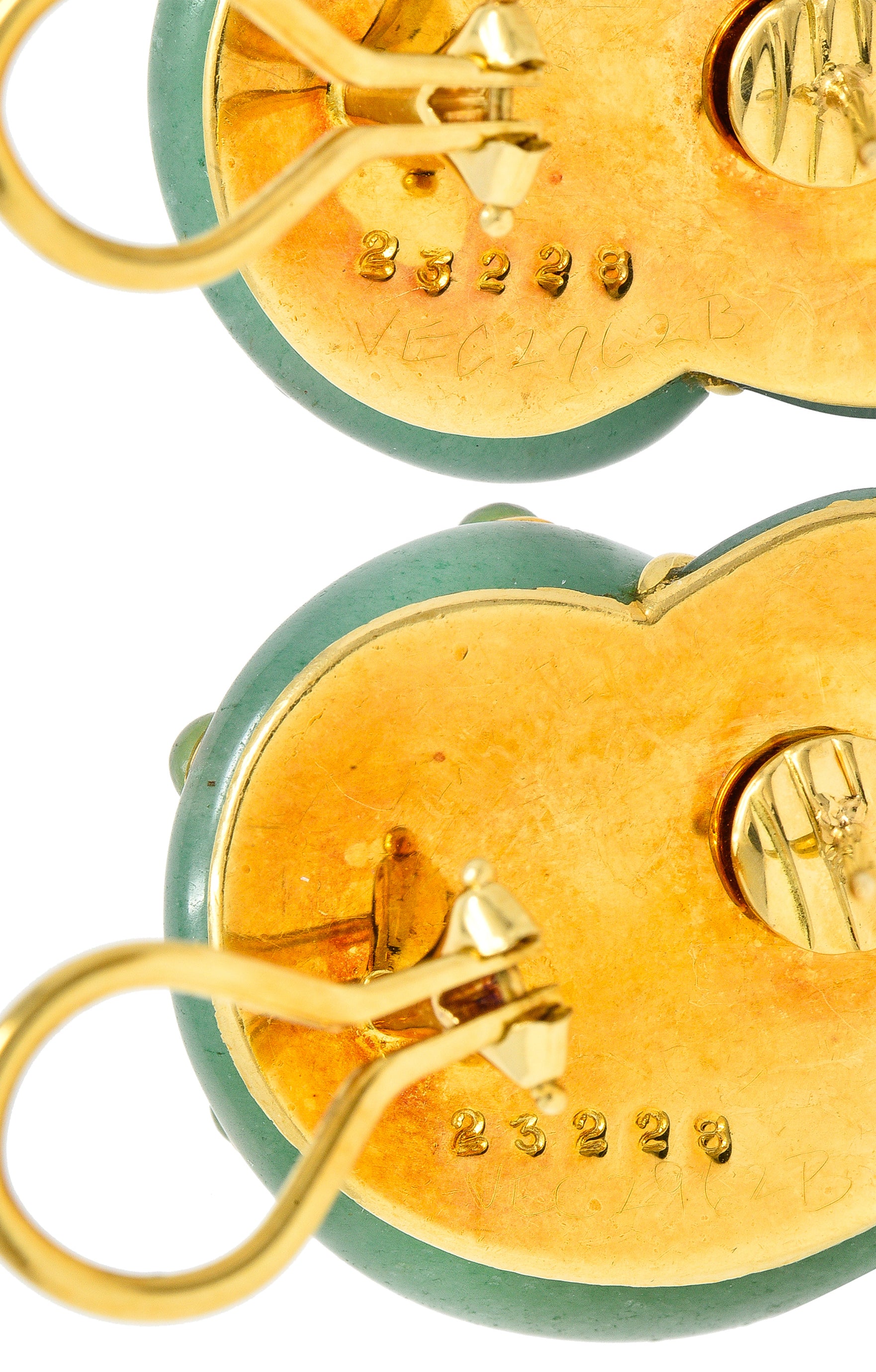 Verdura 1980's Carved Aventurine Nephrite Jade Cabochon 18 Karat Yellow Gold Sea Shell Vintage Earrings Wilson's Estate Jewelry