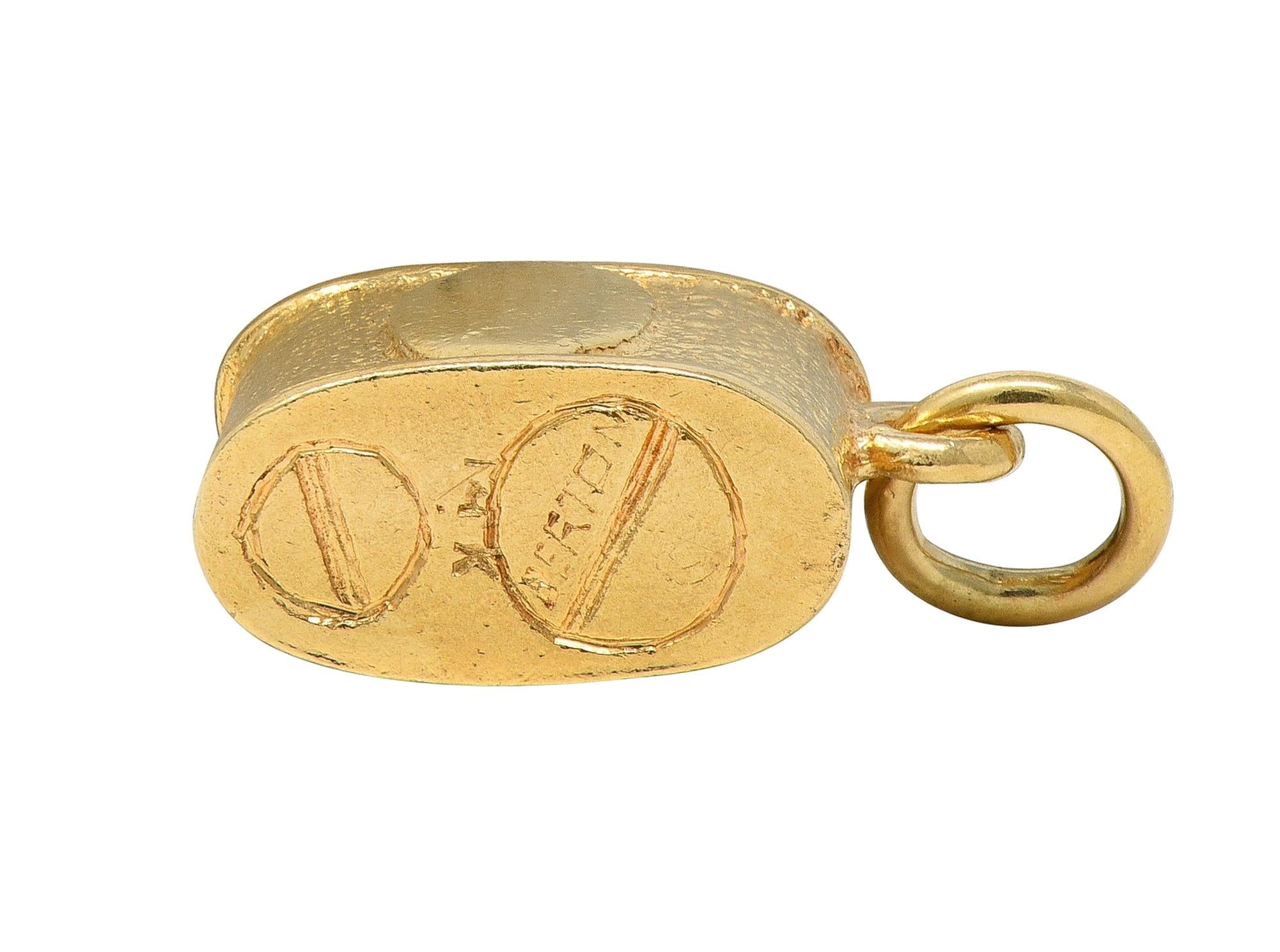 Retro 14 Karat Yellow Gold Vintage Lighter Pendant Charm