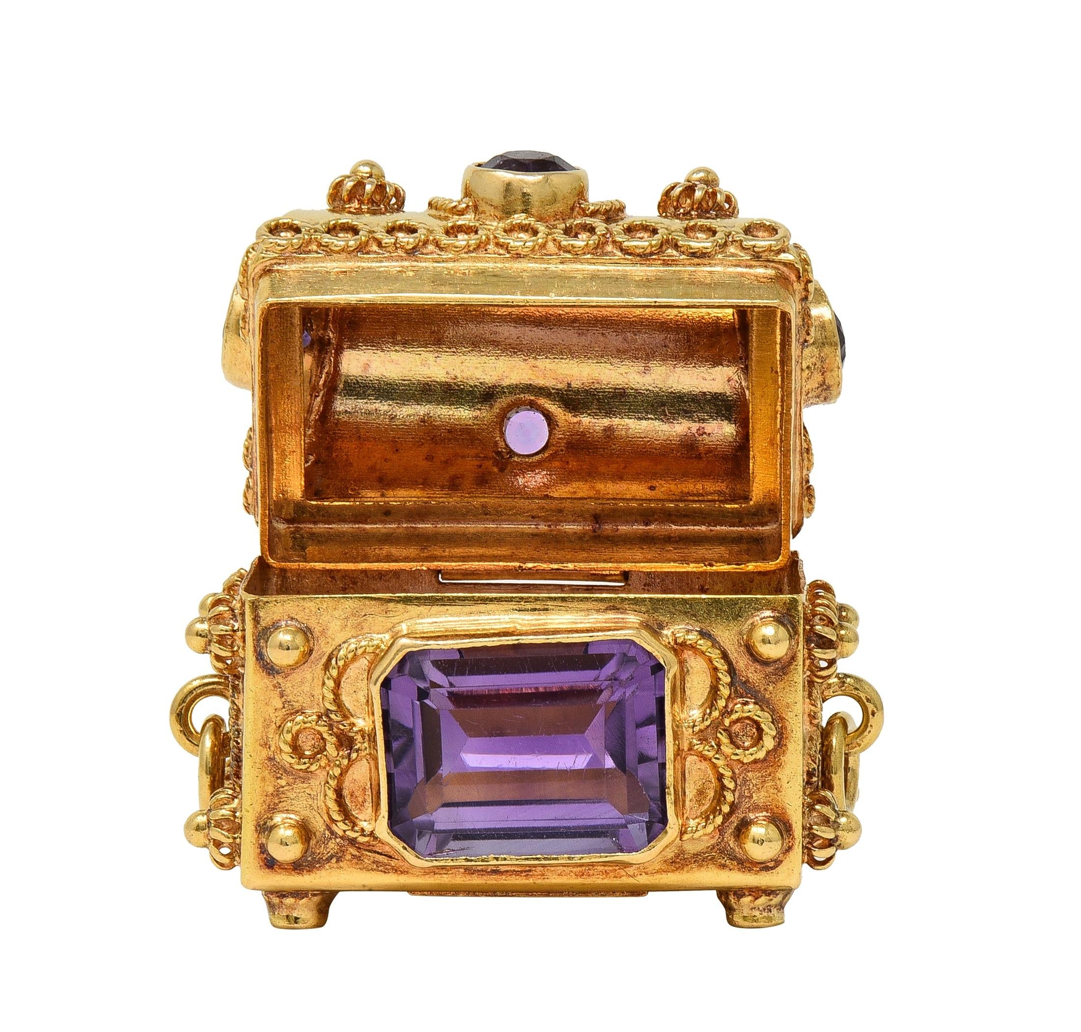1950's Amethyst 18 Karat Yellow Gold Vintage Chest Pendant Charm
