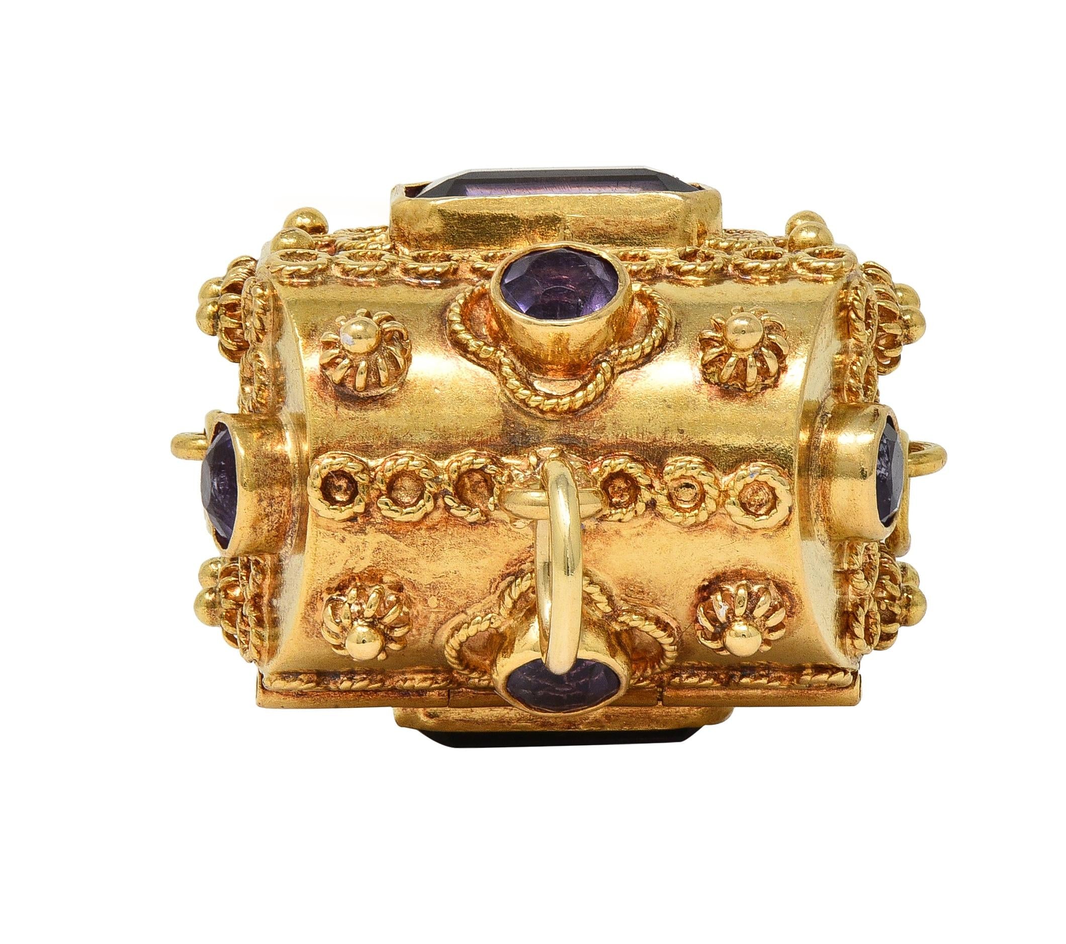 1950's Amethyst 18 Karat Yellow Gold Vintage Chest Pendant Charm