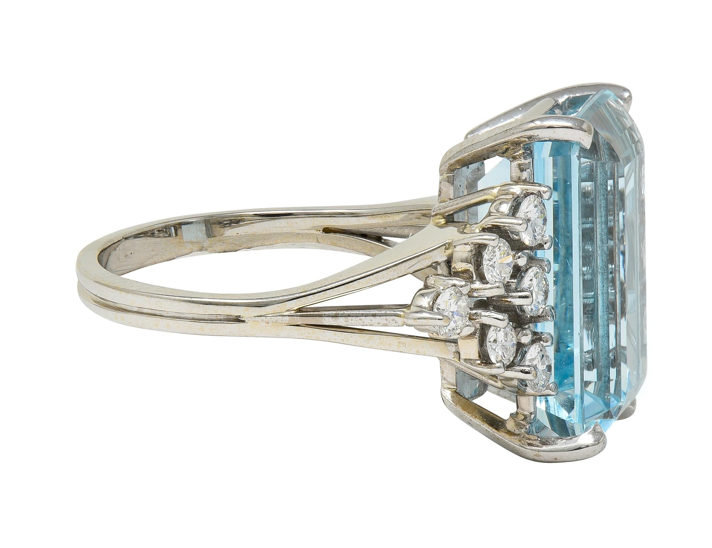 Mid-Century 9.60 CTW Aquamarine Diamond 18 Karat Gold Vintage Cocktail Ring