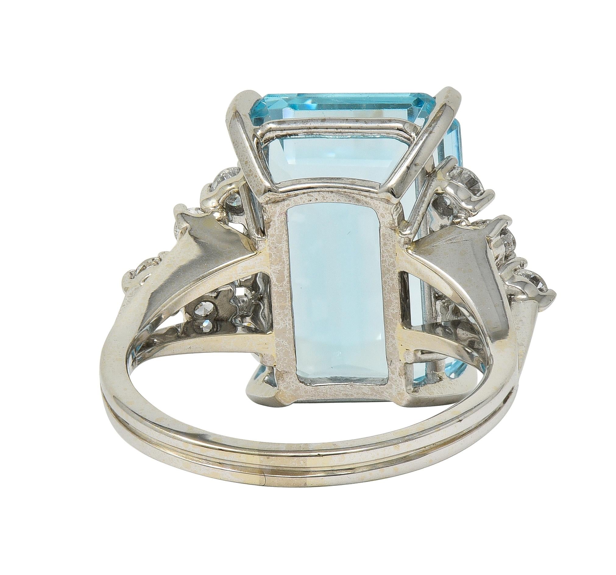 Mid-Century 9.60 CTW Aquamarine Diamond 18 Karat Gold Vintage Cocktail Ring
