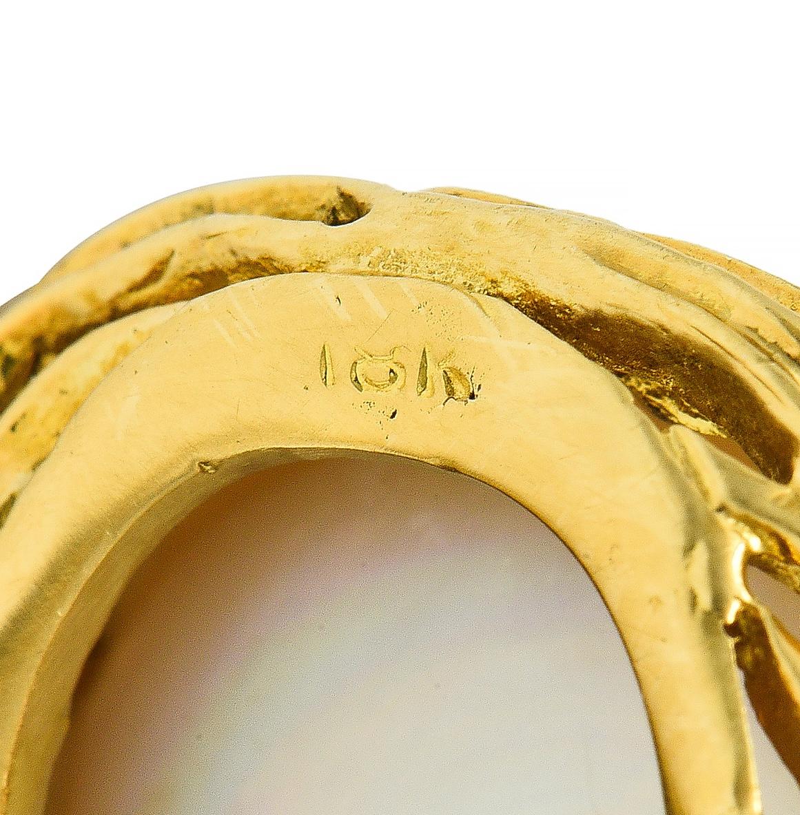 Tiffany & Co. 1960's Mabé Pearl 18 Karat Yellow Gold Vintage Nest Ring