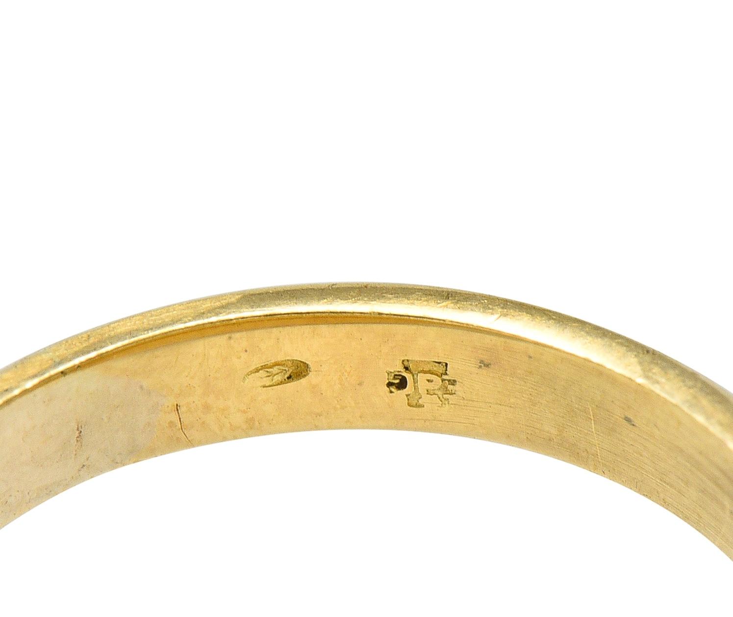 Victorian Blue Sardonyx 14K Yellow Gold Antique Heraldry Intaglio Signet Ring