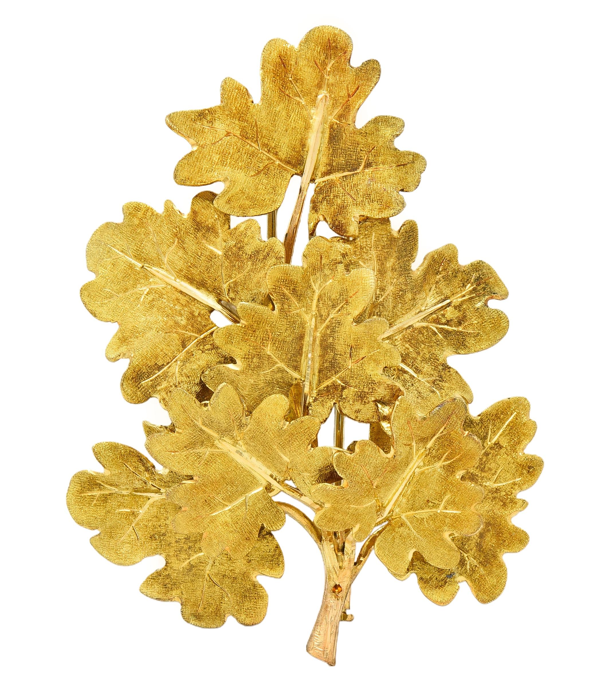 Mario Buccellati 1960s 18 Karat Yellow Gold Vintage Floral Segrinato Leaf Brooch