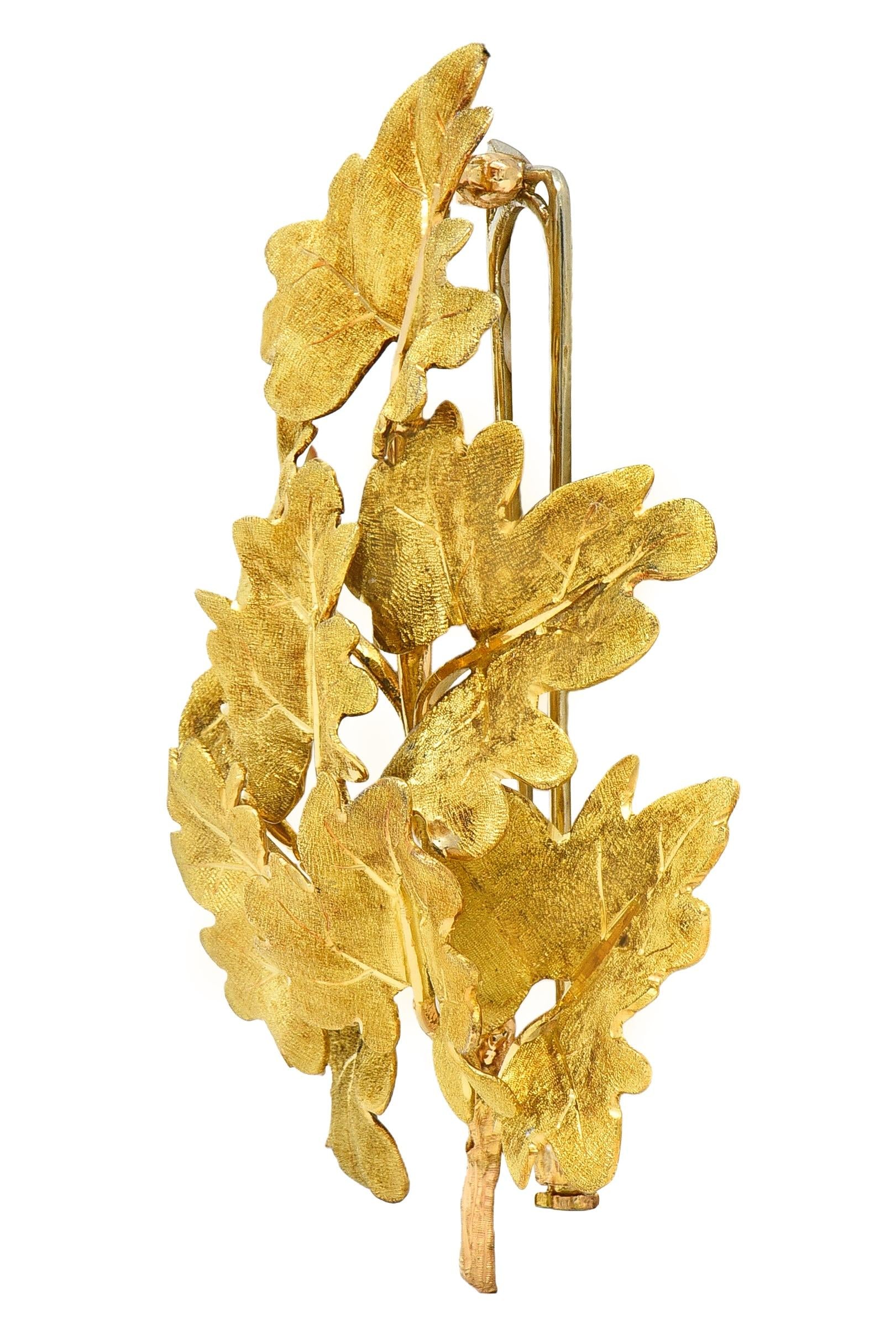 Mario Buccellati 1960s 18 Karat Yellow Gold Vintage Floral Segrinato Leaf Brooch