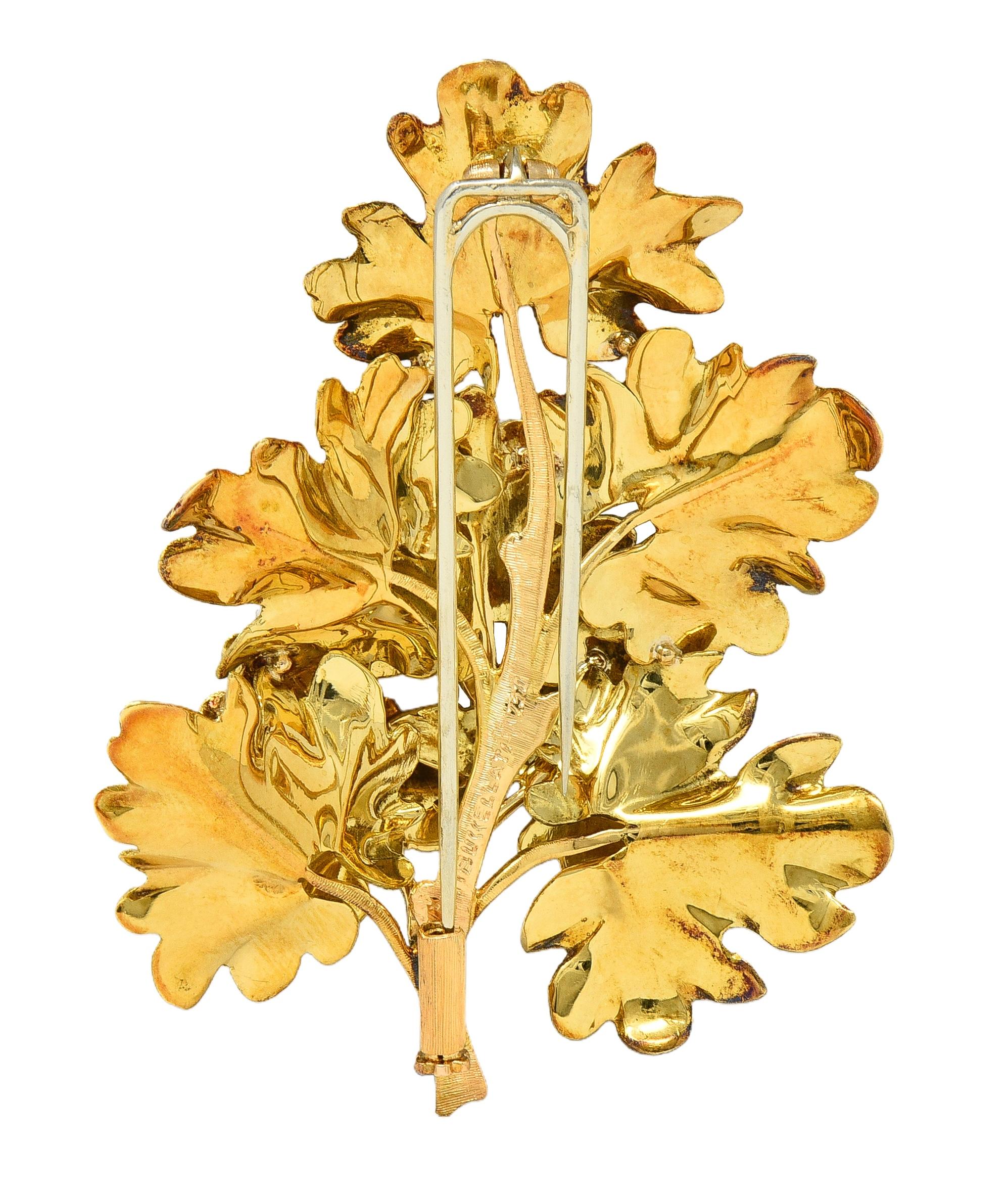 Mario Buccellati 1960s 18 Karat Yellow Gold Vintage Floral Segrinato Leaf Brooch